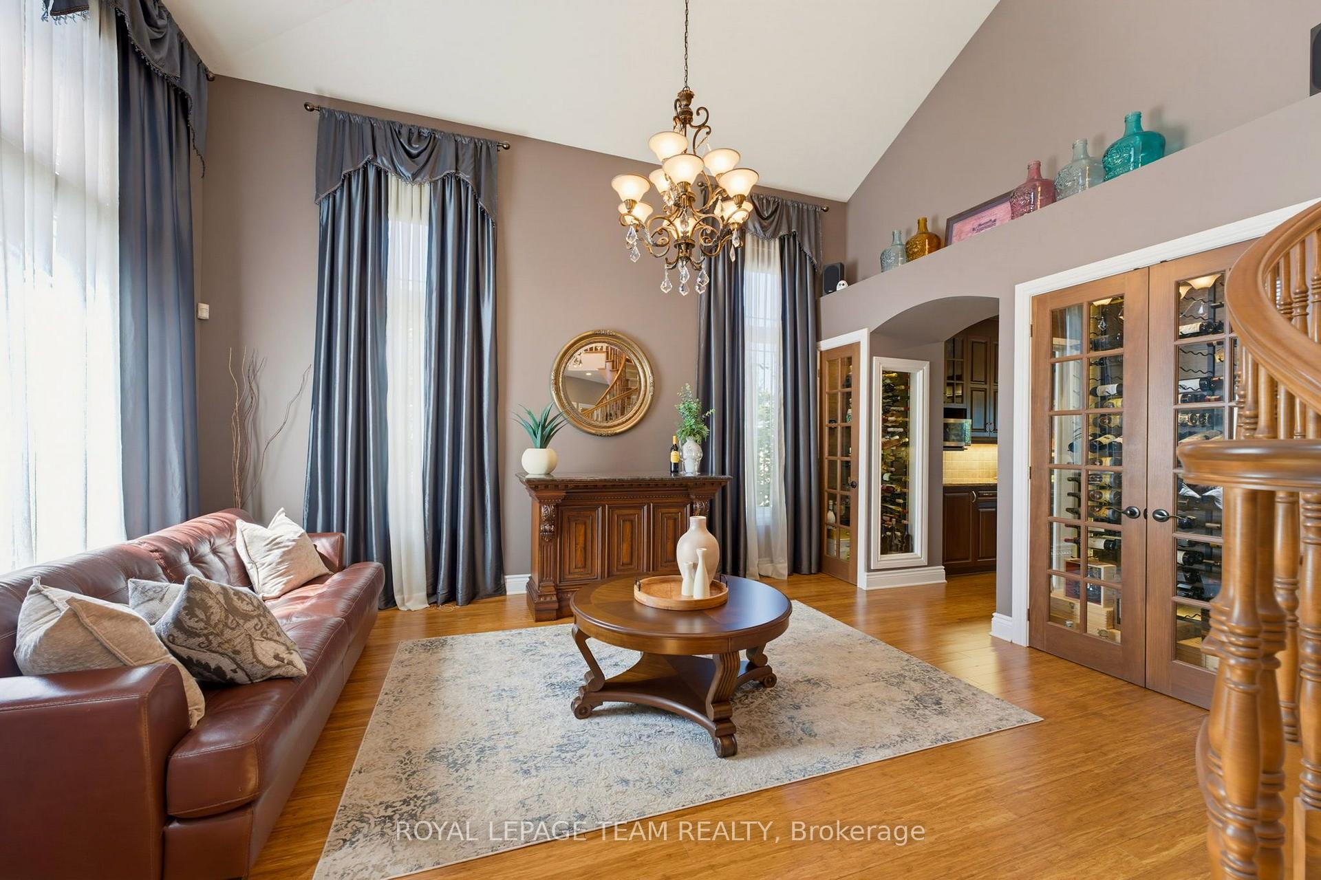 Photo 5 of 7 Tradewinds Drive, Ottawa, Barrhaven East — HOMEH