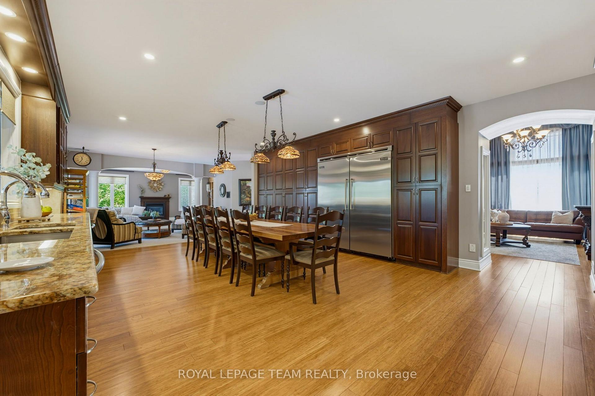 Photo 11 of 7 Tradewinds Drive, Ottawa, Barrhaven East — HOMEH