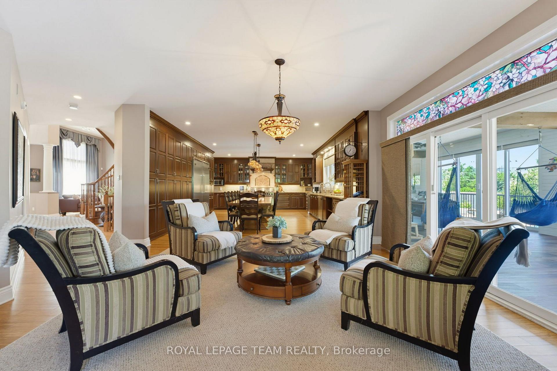Photo 15 of 7 Tradewinds Drive, Ottawa, Barrhaven East — HOMEH