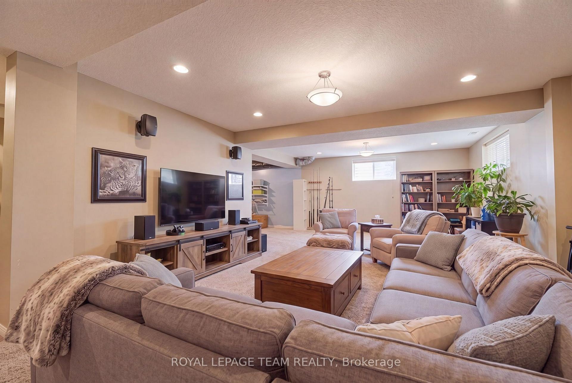 Photo 34 of 7 Tradewinds Drive, Ottawa, Barrhaven East — HOMEH