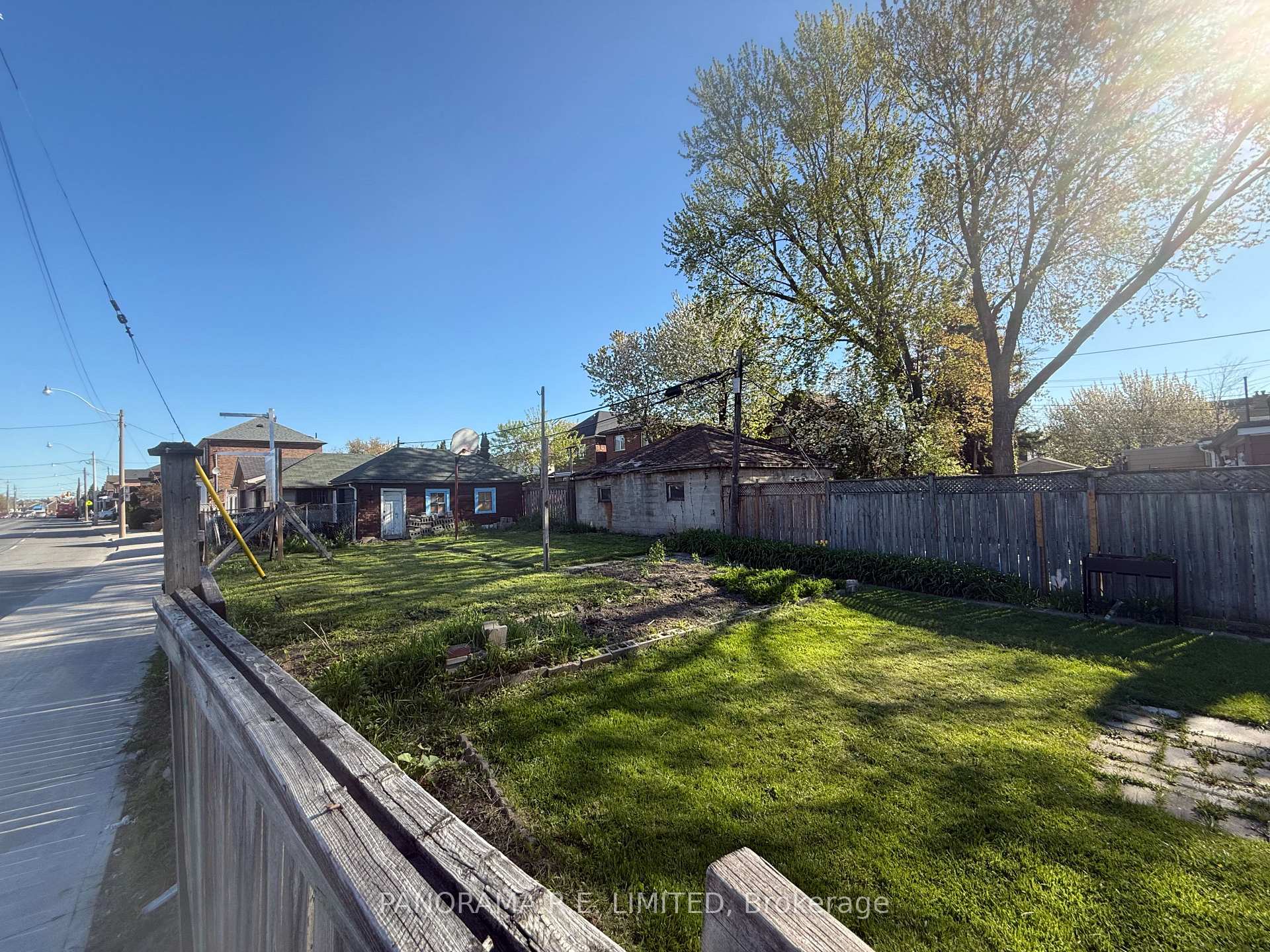 Photo 3 of 505/507 Old Weston Road, Toronto, Weston-Pellam Park — HOMEH