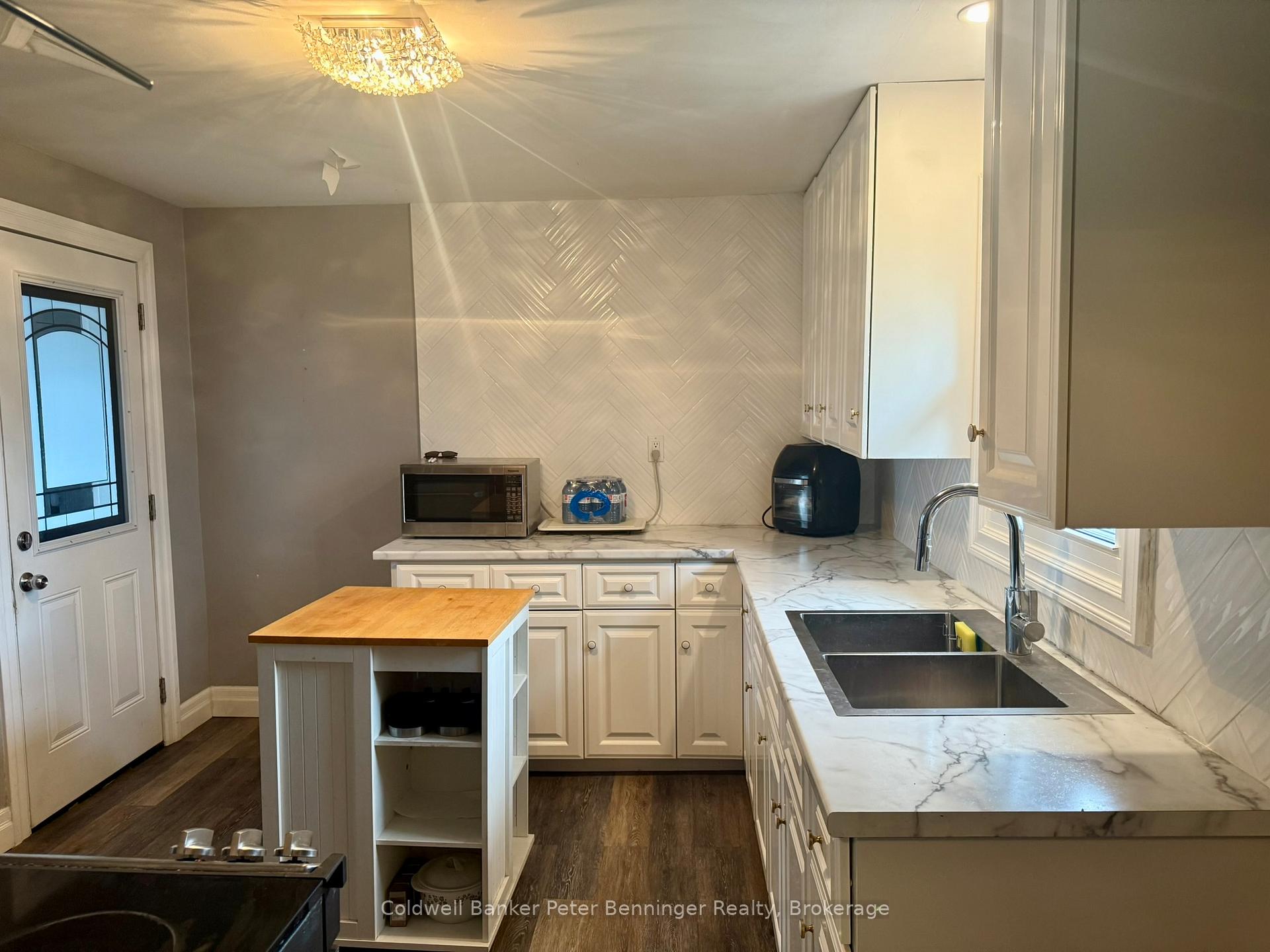 Photo 10 of 582 9th Street, Hanover — HOMEH
