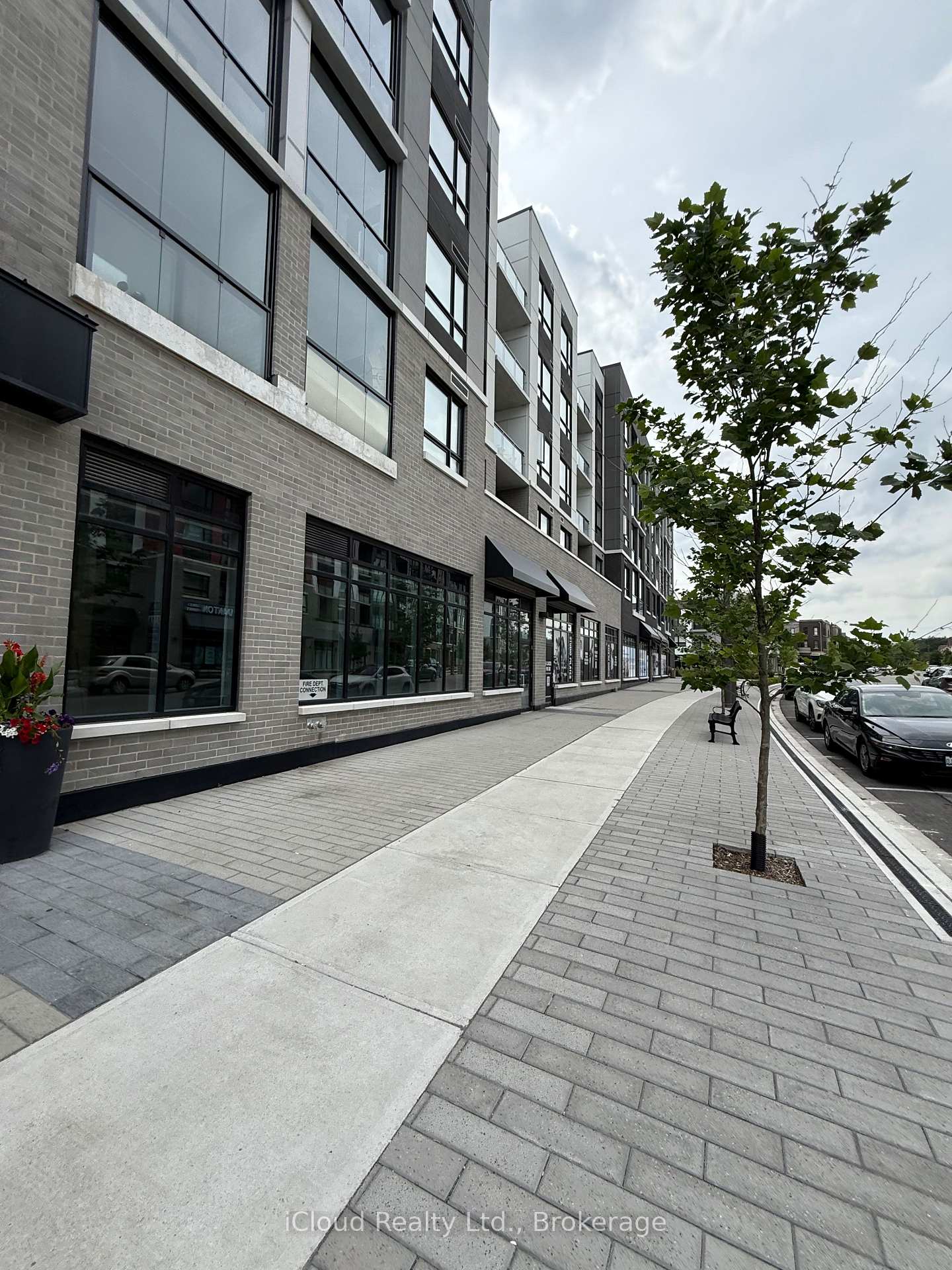 Front of Unit 305, 3250 Carding Mill Trail