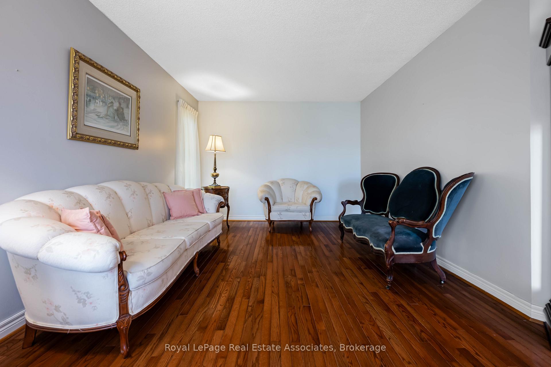 Photo 6 of 14306 Argyll Road, Halton Hills, Georgetown — HOMEH