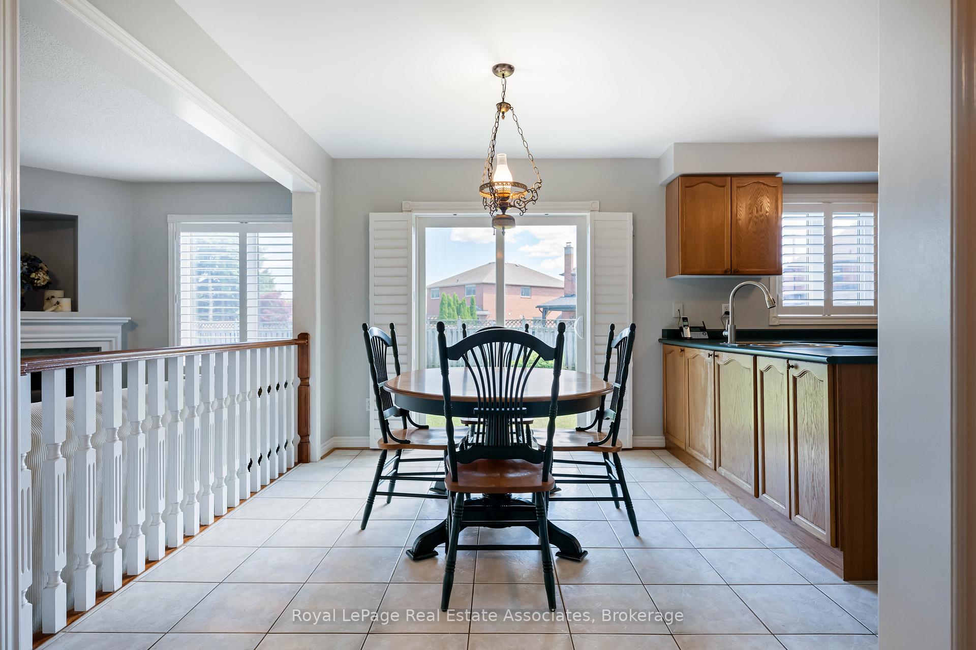 Photo 11 of 14306 Argyll Road, Halton Hills, Georgetown — HOMEH