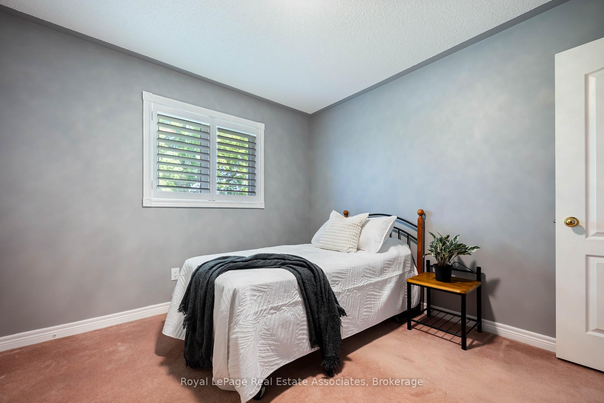 Photo 25 of 14306 Argyll Road, Halton Hills, Georgetown — HOMEH