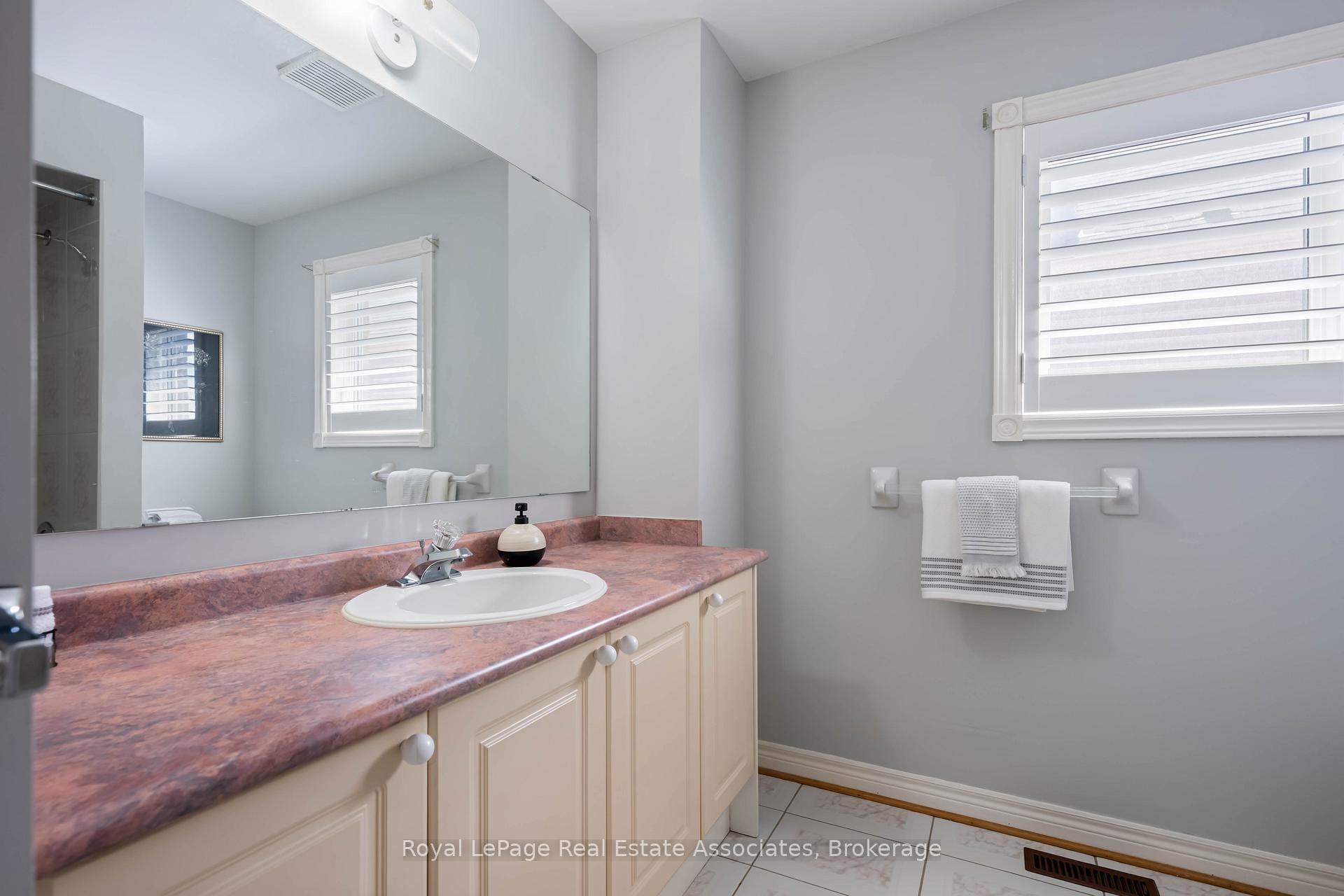 Photo 30 of 14306 Argyll Road, Halton Hills, Georgetown — HOMEH