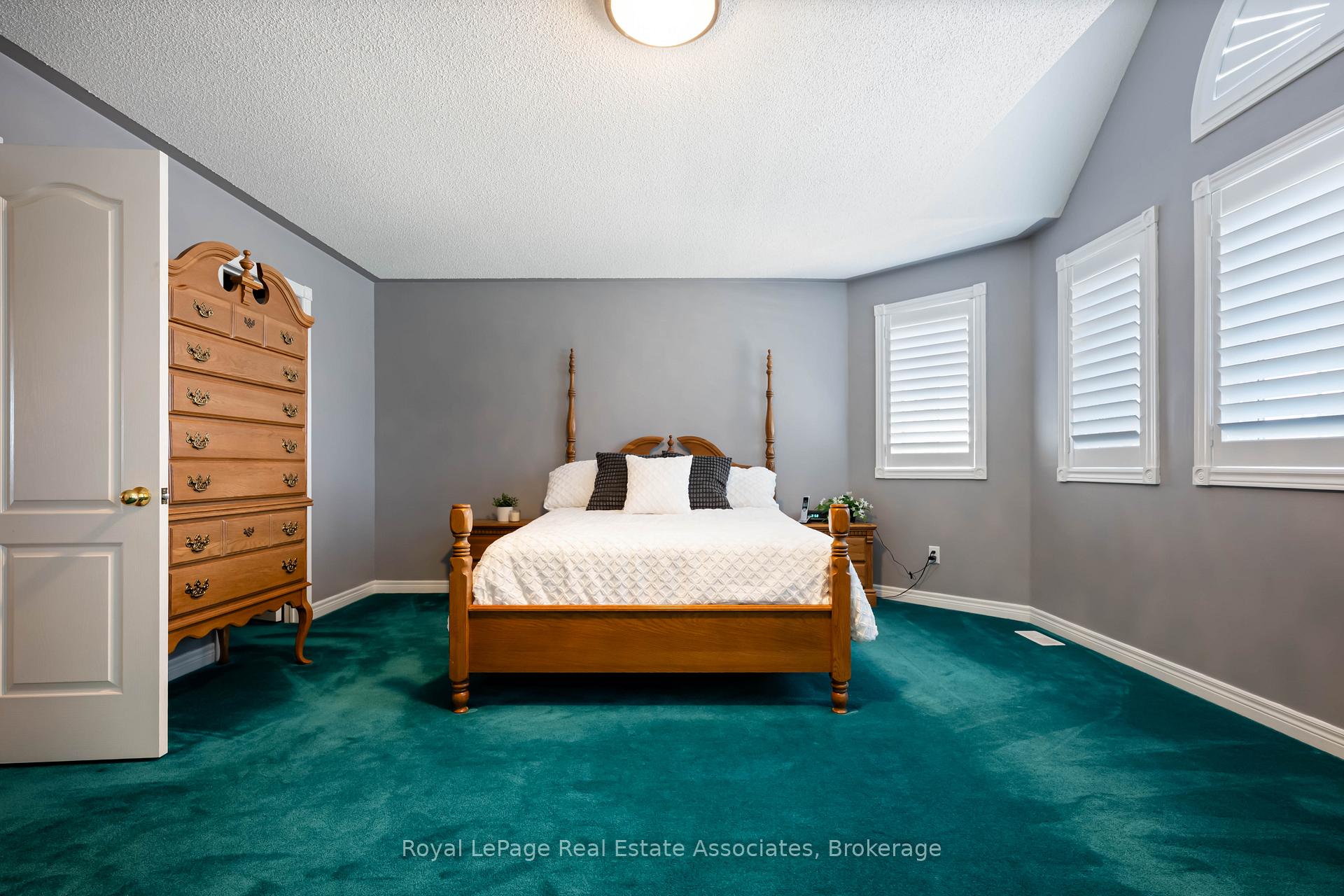 Photo 33 of 14306 Argyll Road, Halton Hills, Georgetown — HOMEH