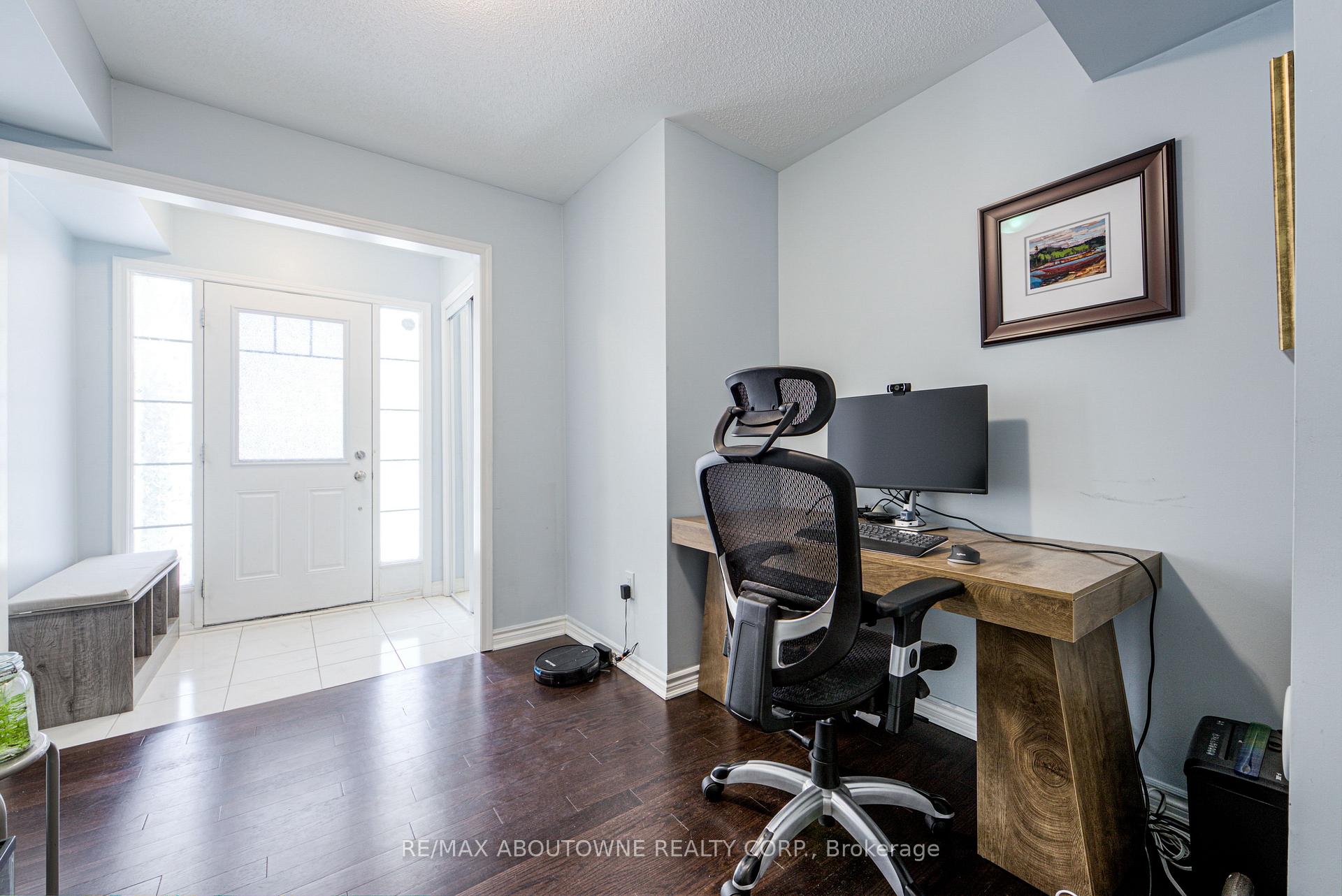 Photo 5 of Unit 58, 1000 Asleton Boulevard, Milton, Willmott — HOMEH