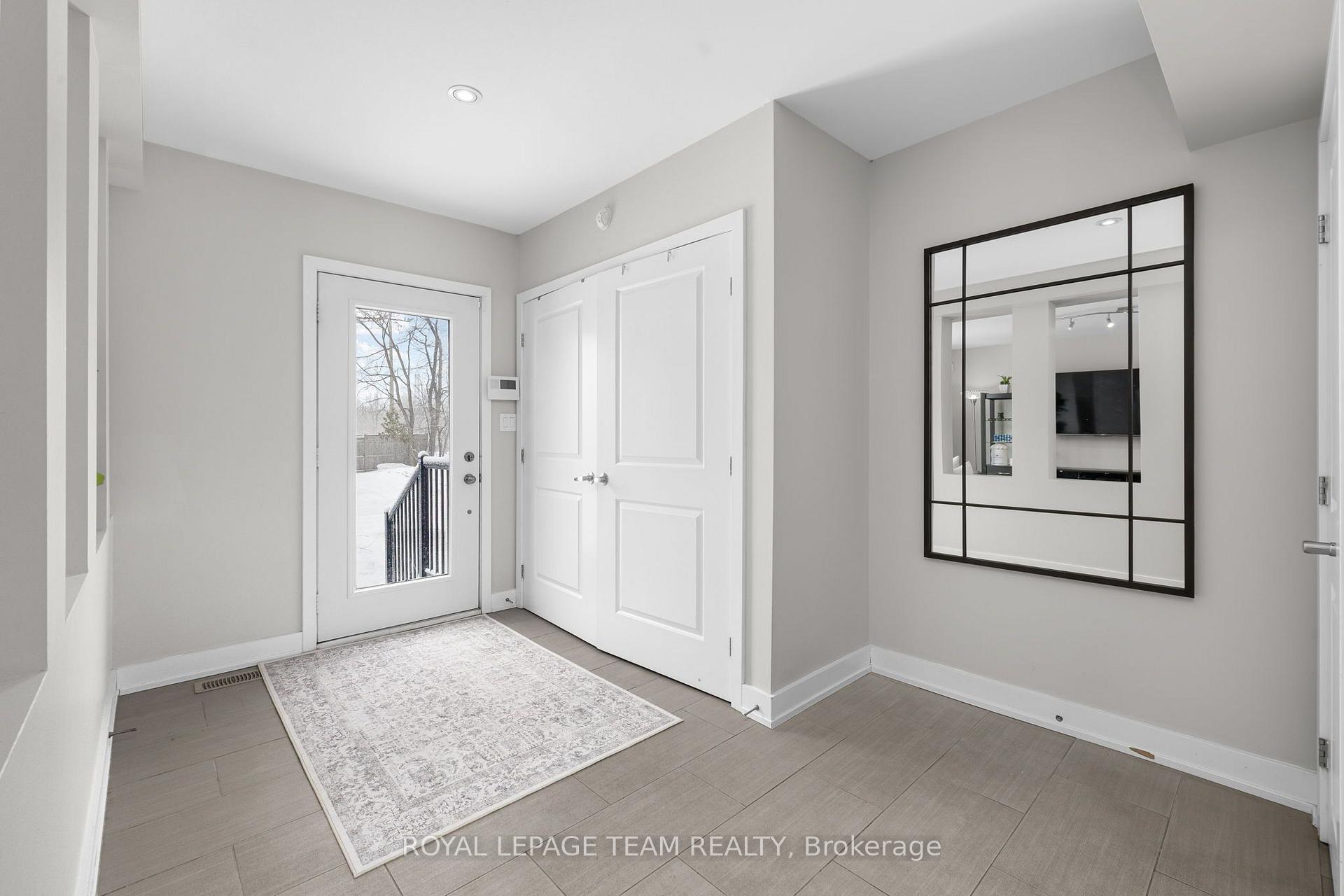 Photo 3 of 433 Dawson Avenue, Ottawa, Westboro/Hampton Park — HOMEH