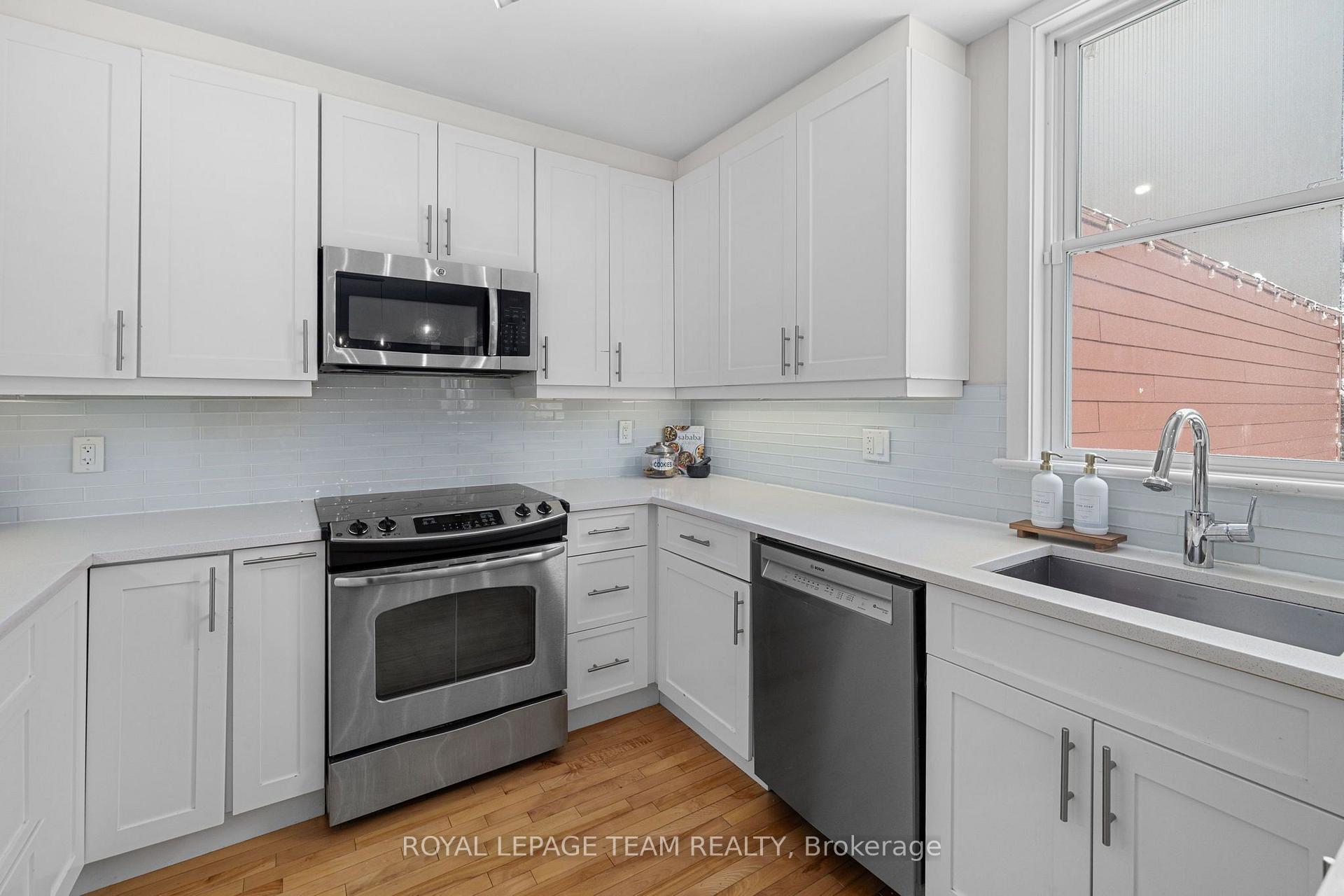 Photo 15 of 433 Dawson Avenue, Ottawa, Westboro/Hampton Park — HOMEH