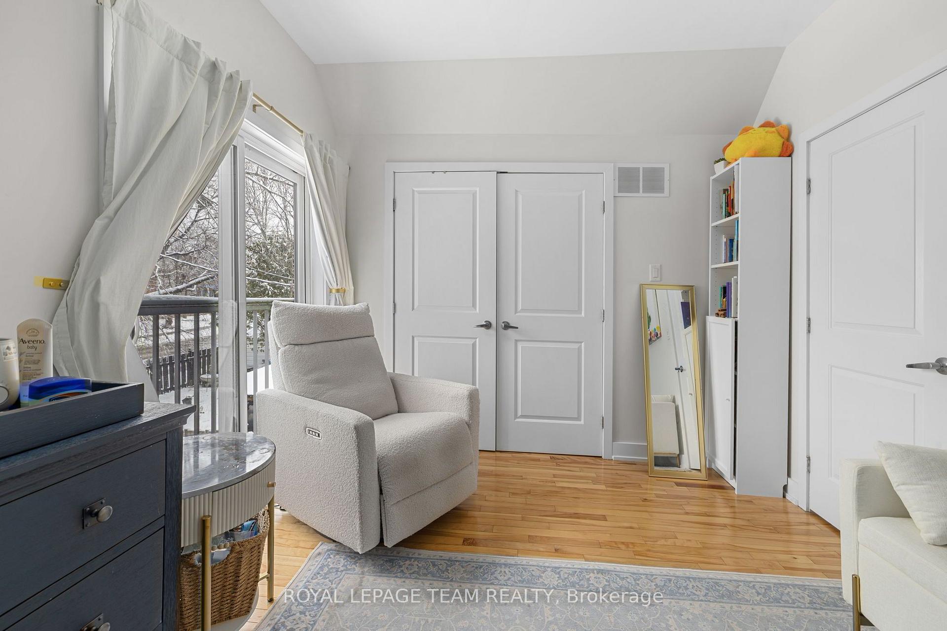 Photo 25 of 433 Dawson Avenue, Ottawa, Westboro/Hampton Park — HOMEH