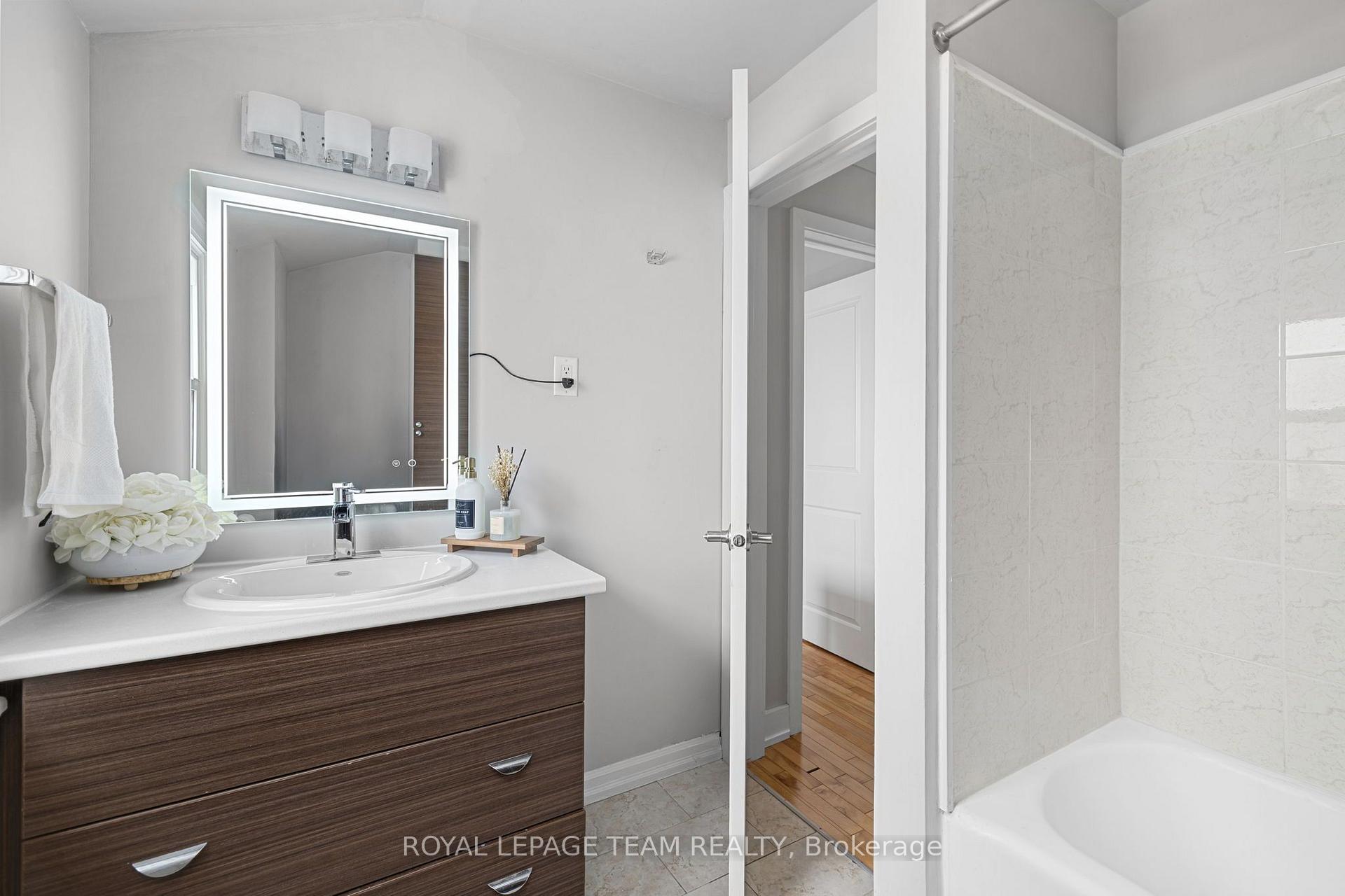 Photo 26 of 433 Dawson Avenue, Ottawa, Westboro/Hampton Park — HOMEH