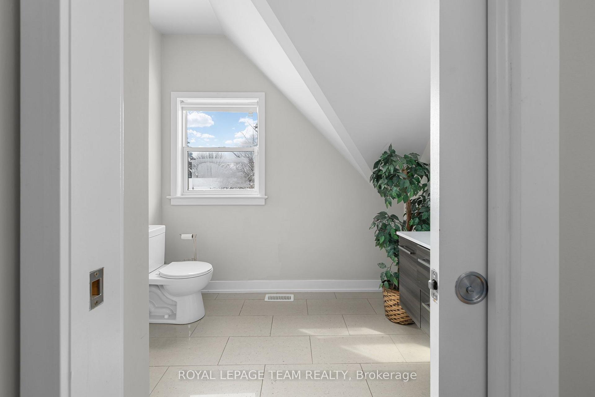Photo 27 of 433 Dawson Avenue, Ottawa, Westboro/Hampton Park — HOMEH