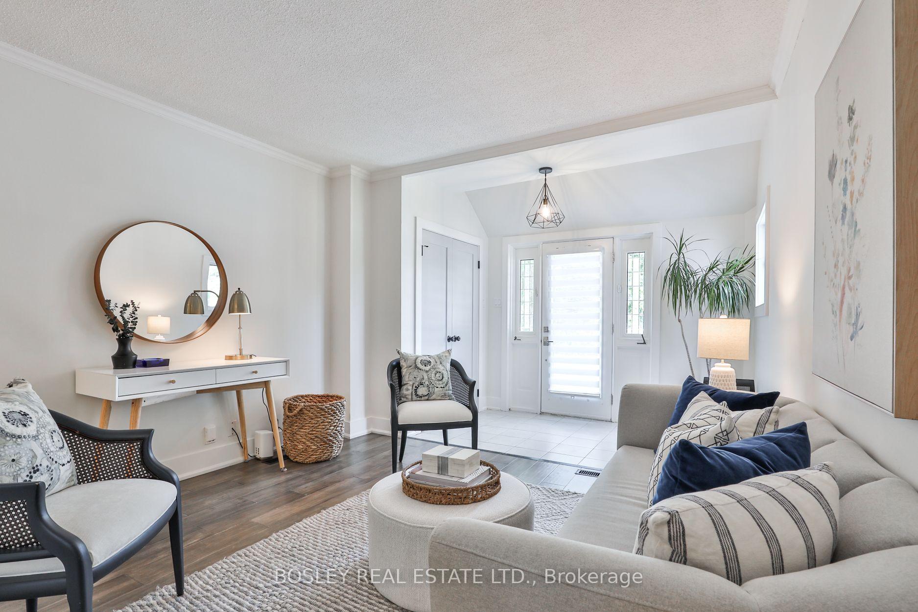 Photo 2 of 373 Sammon Avenue, Toronto, Danforth Village-East York — HOMEH