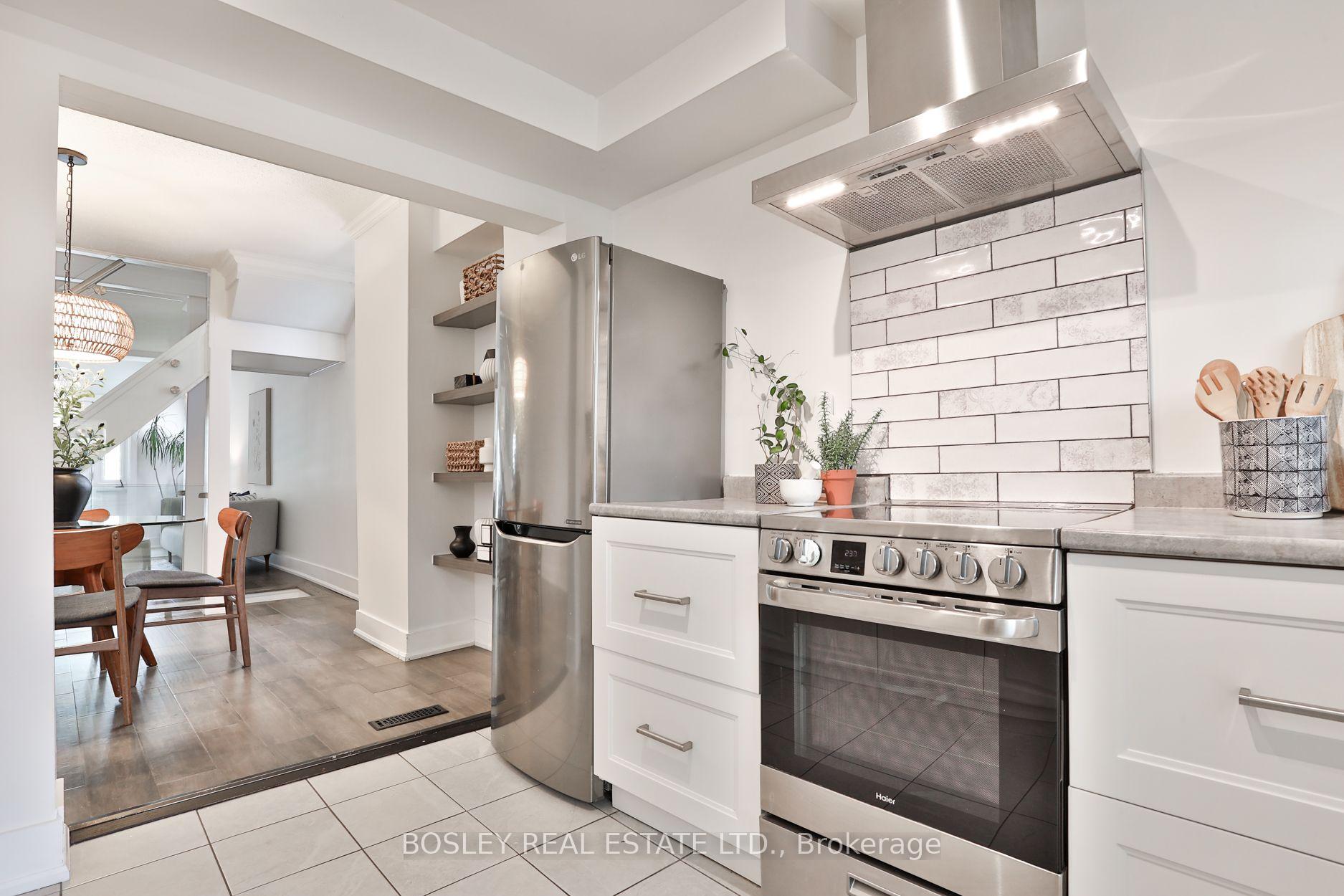 Photo 10 of 373 Sammon Avenue, Toronto, Danforth Village-East York — HOMEH