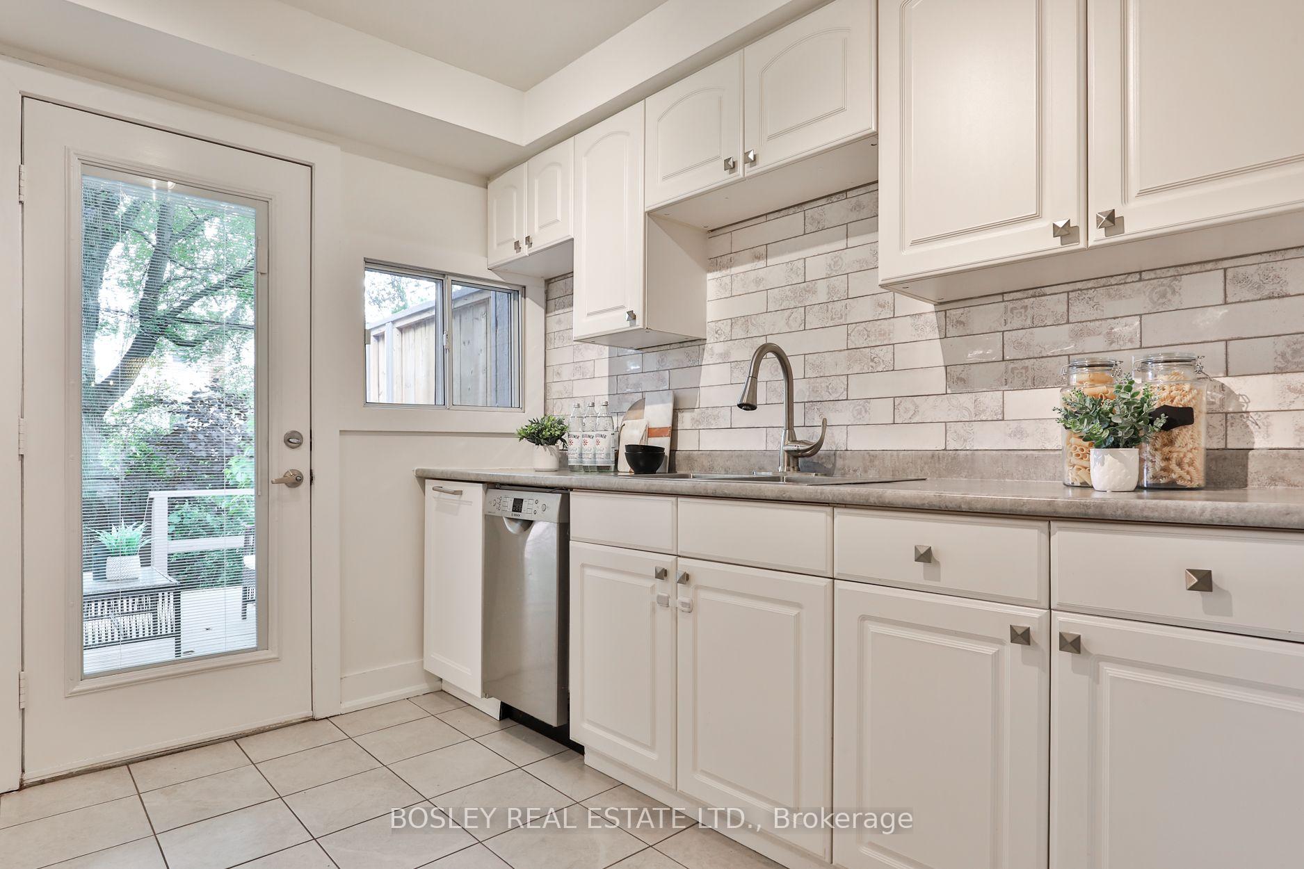 Photo 13 of 373 Sammon Avenue, Toronto, Danforth Village-East York — HOMEH