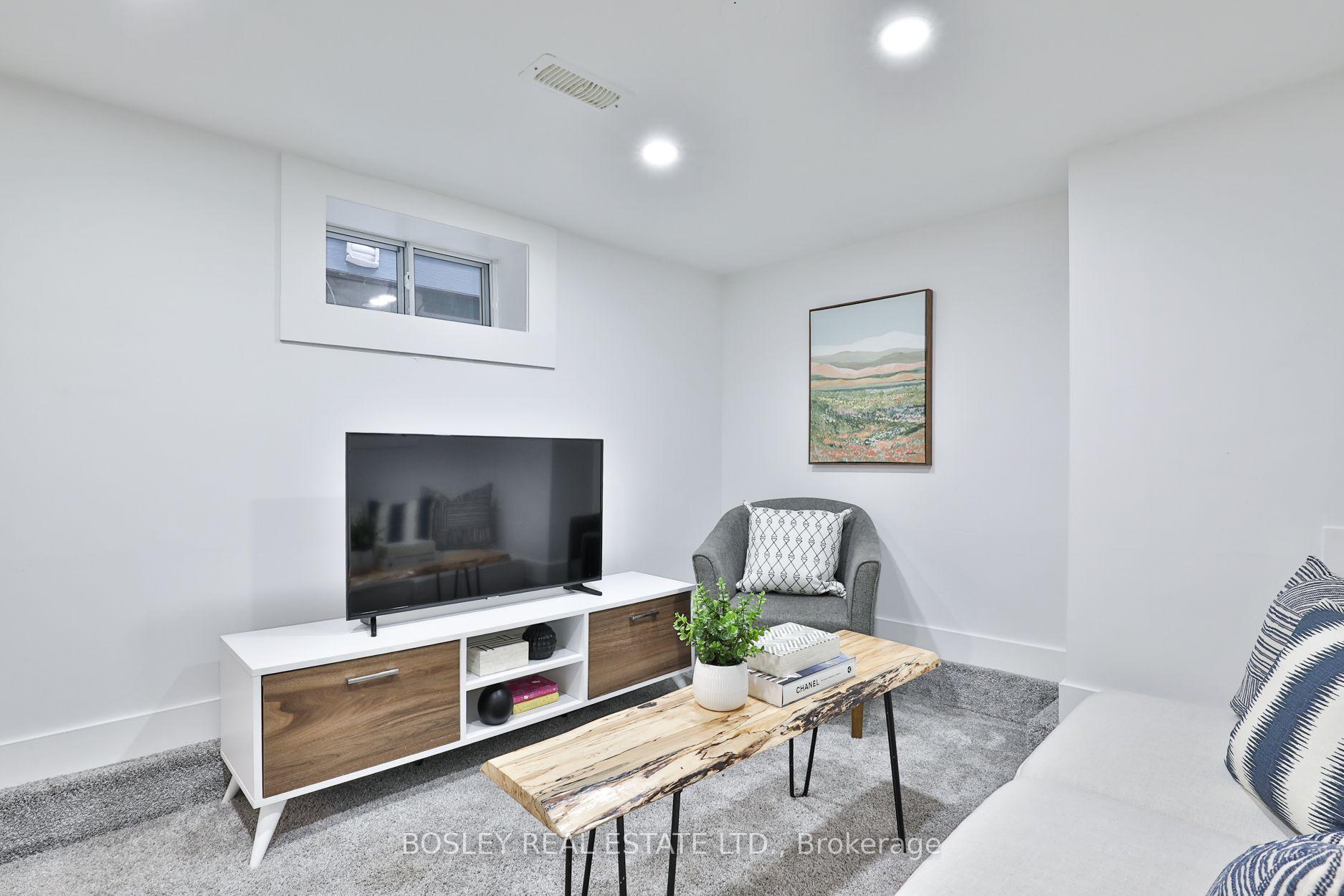 Photo 24 of 373 Sammon Avenue, Toronto, Danforth Village-East York — HOMEH