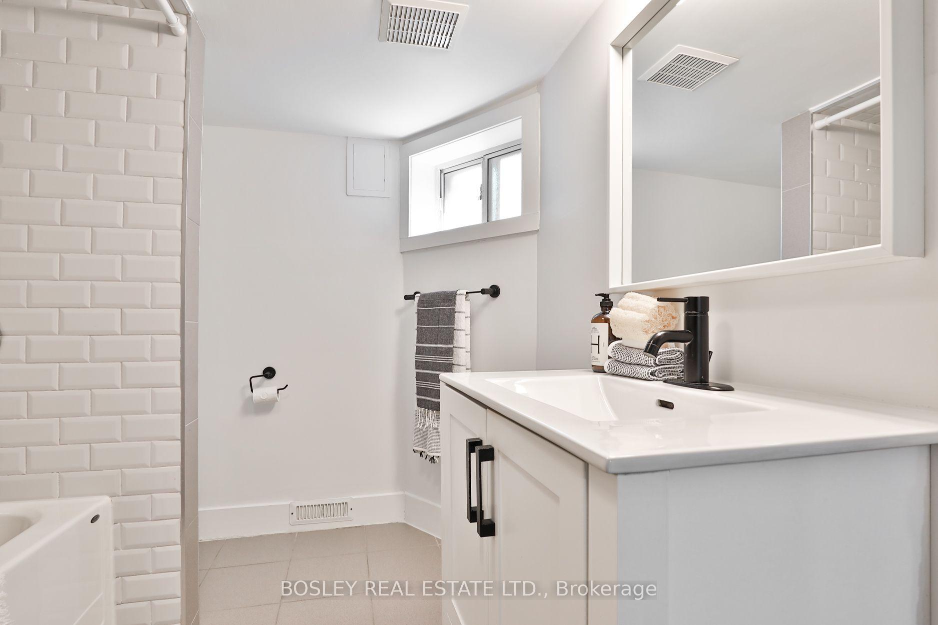 Photo 27 of 373 Sammon Avenue, Toronto, Danforth Village-East York — HOMEH