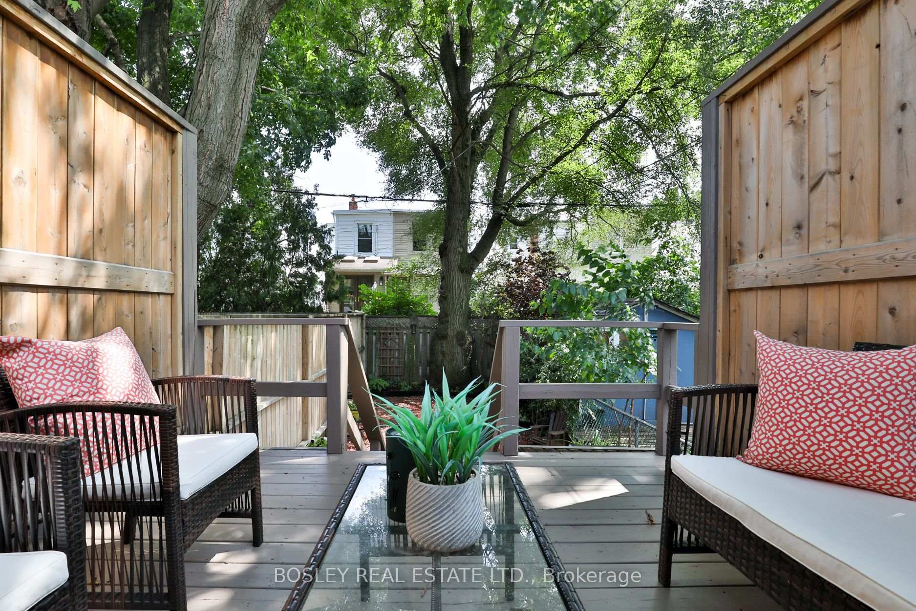 Photo 32 of 373 Sammon Avenue, Toronto, Danforth Village-East York — HOMEH