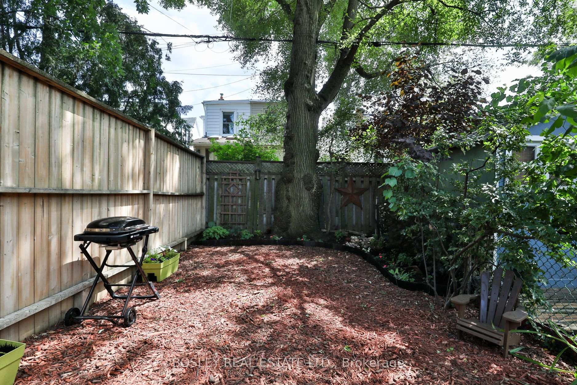 Photo 36 of 373 Sammon Avenue, Toronto, Danforth Village-East York — HOMEH