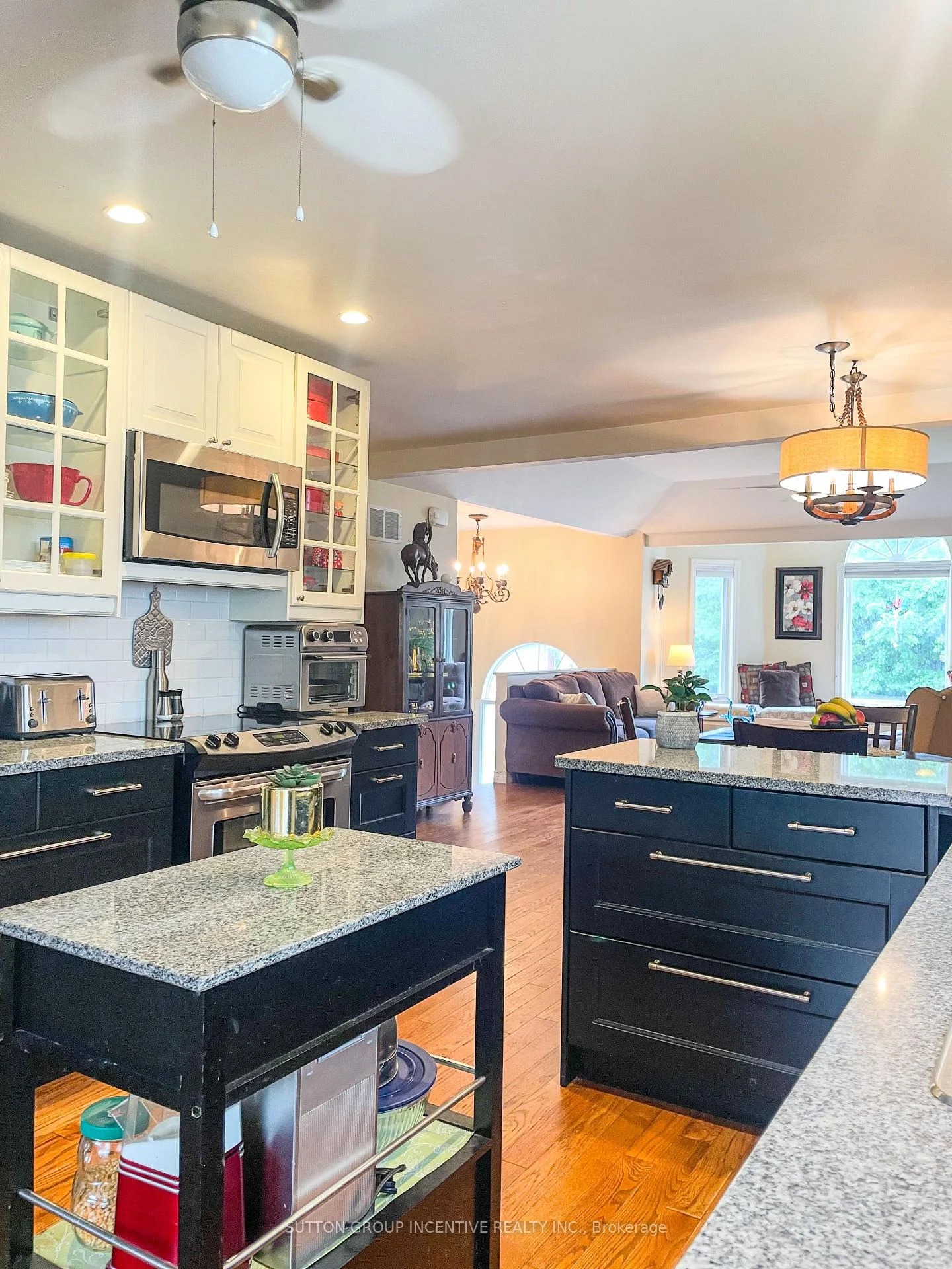 Photo 18 of 48 Wesley Avenue, Wasaga Beach — HOMEH