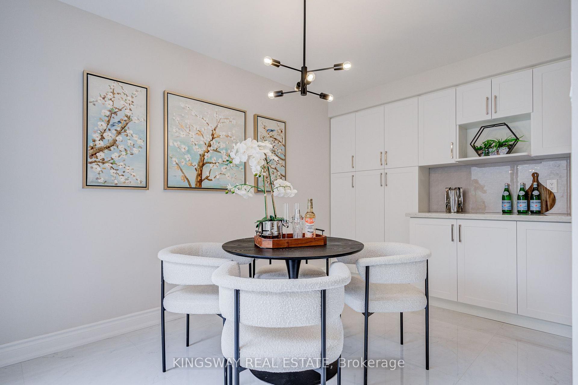 Photo 20 of 166 Matthew Drive, Vaughan, East Woodbridge — HOMEH