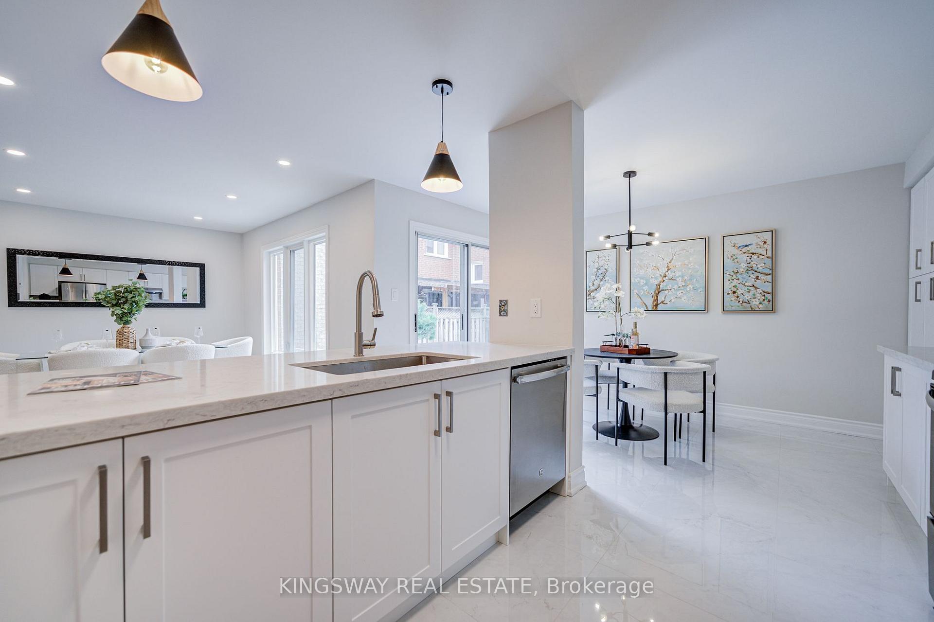 Photo 27 of 166 Matthew Drive, Vaughan, East Woodbridge — HOMEH