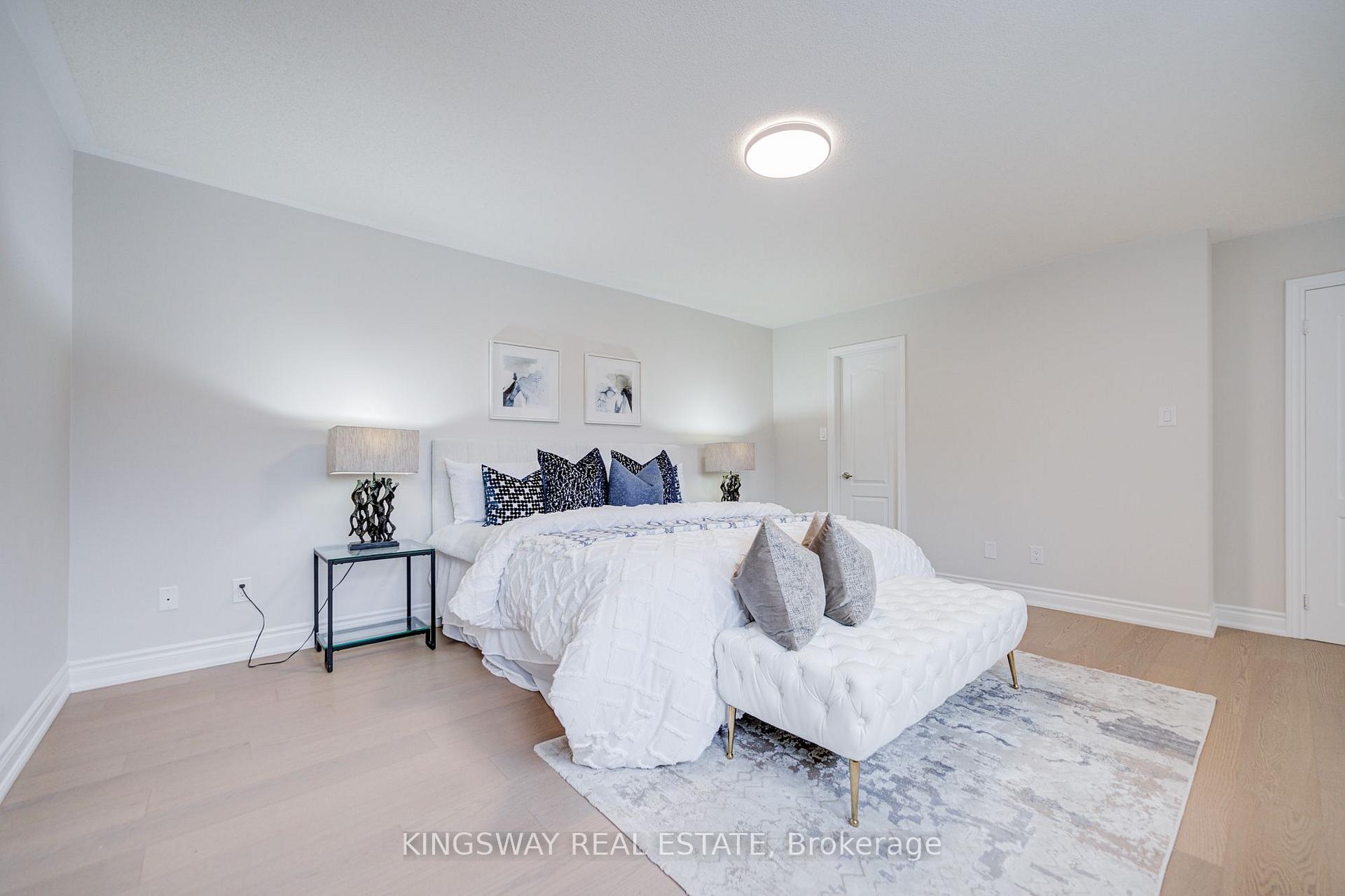 Photo 34 of 166 Matthew Drive, Vaughan, East Woodbridge — HOMEH