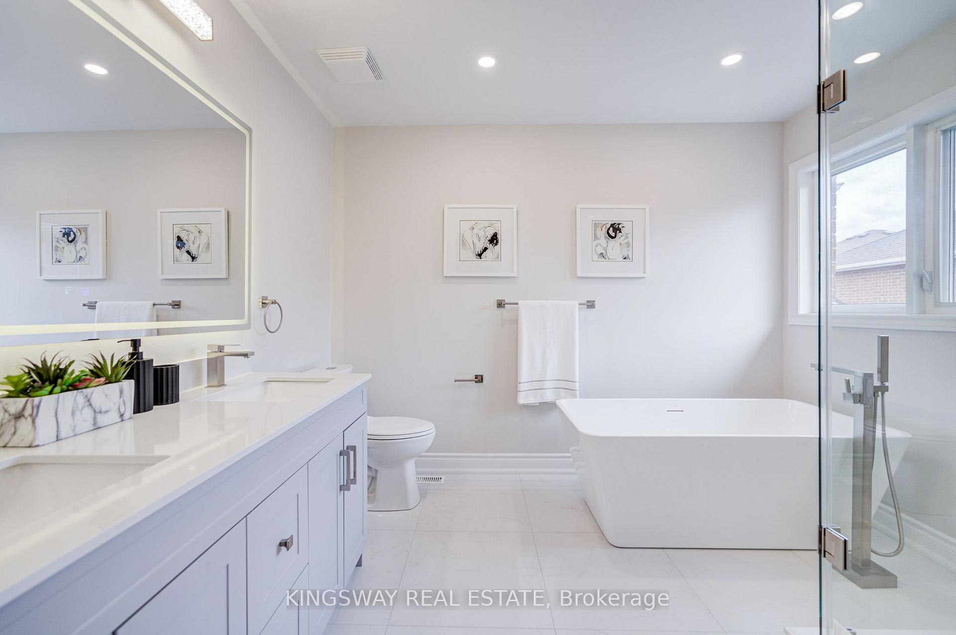 Photo 35 of 166 Matthew Drive, Vaughan, East Woodbridge — HOMEH