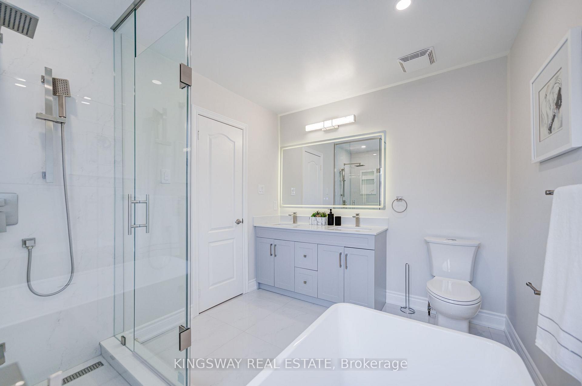 Photo 37 of 166 Matthew Drive, Vaughan, East Woodbridge — HOMEH