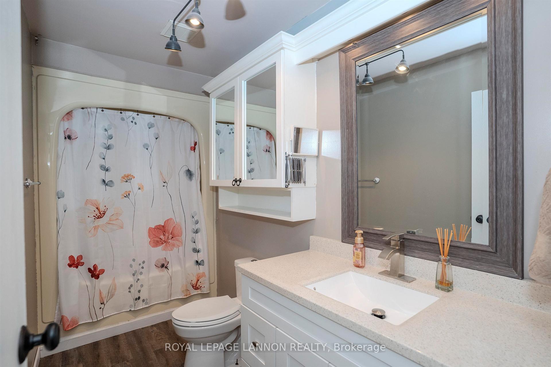 Photo 28 of 138 Iris Cres., Thunder Bay, Dawson Heights — HOMEH