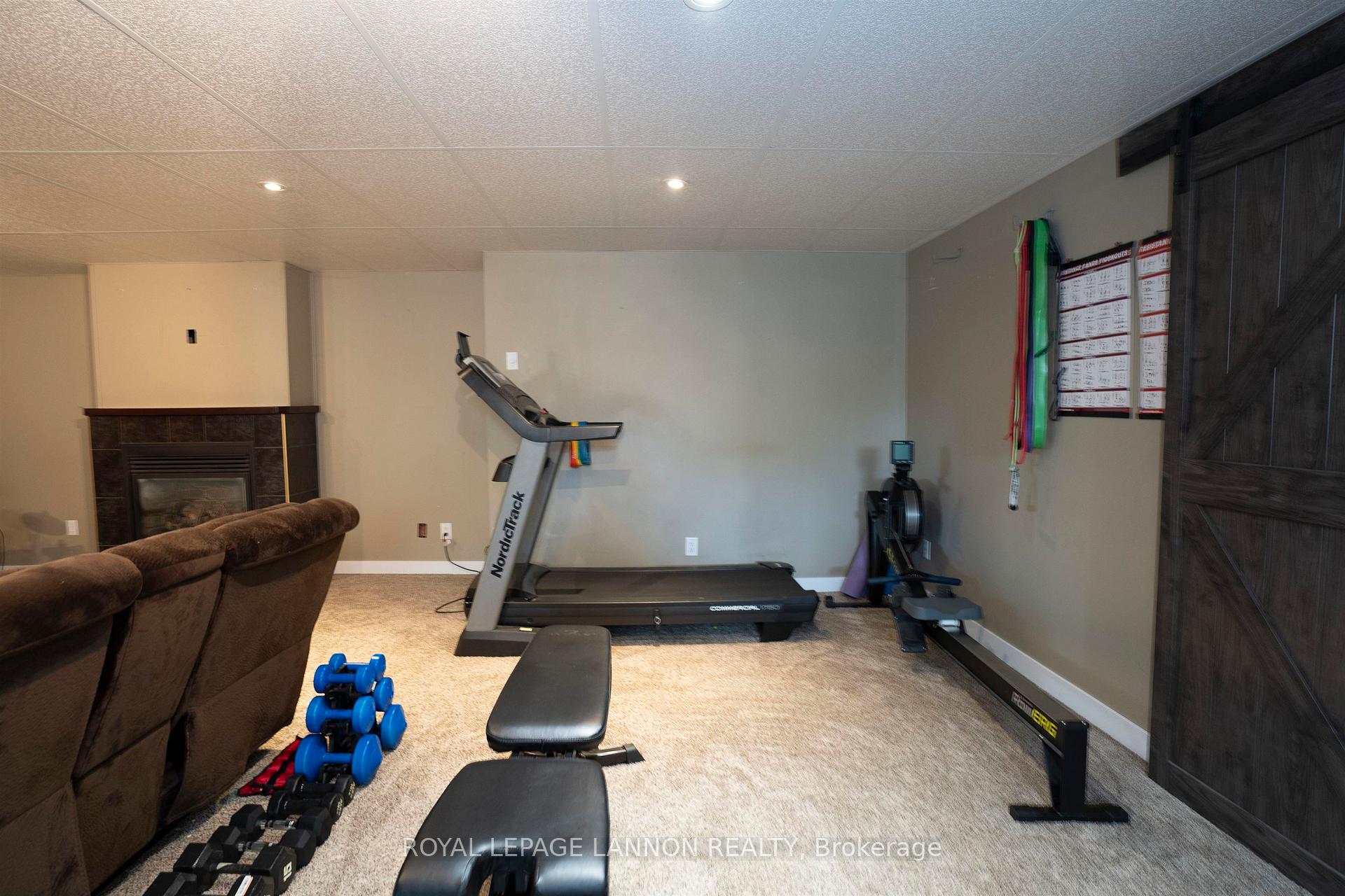 Photo 33 of 138 Iris Cres., Thunder Bay, Dawson Heights — HOMEH
