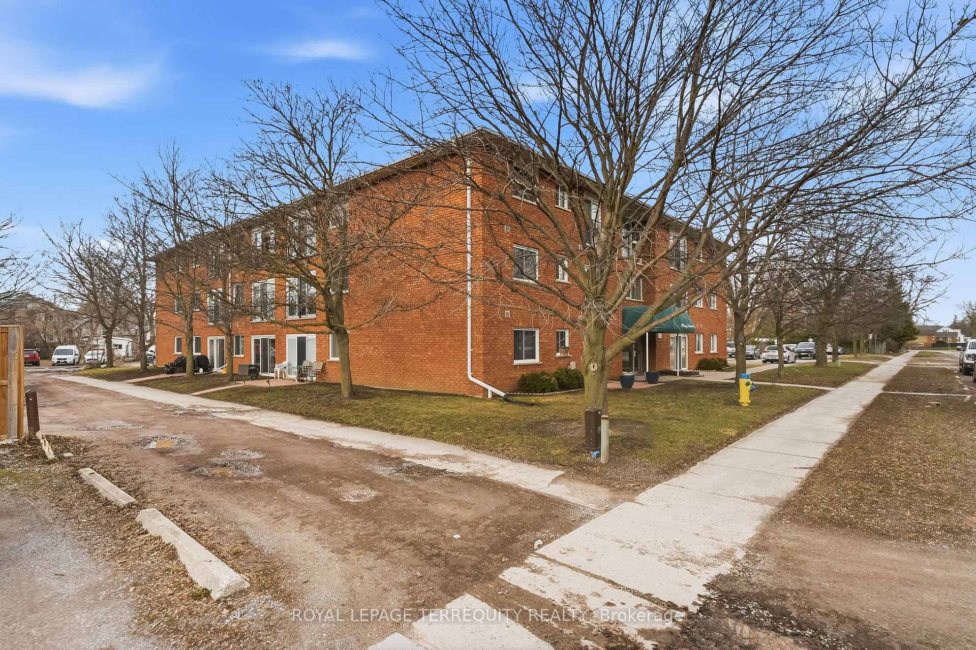 Photo 3 of Unit 307, 136 Ware Street, Peterborough, Town Ward 3 — HOMEH