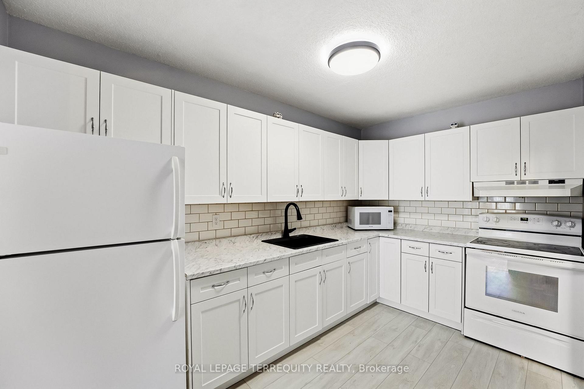 Photo 18 of Unit 307, 136 Ware Street, Peterborough, Town Ward 3 — HOMEH