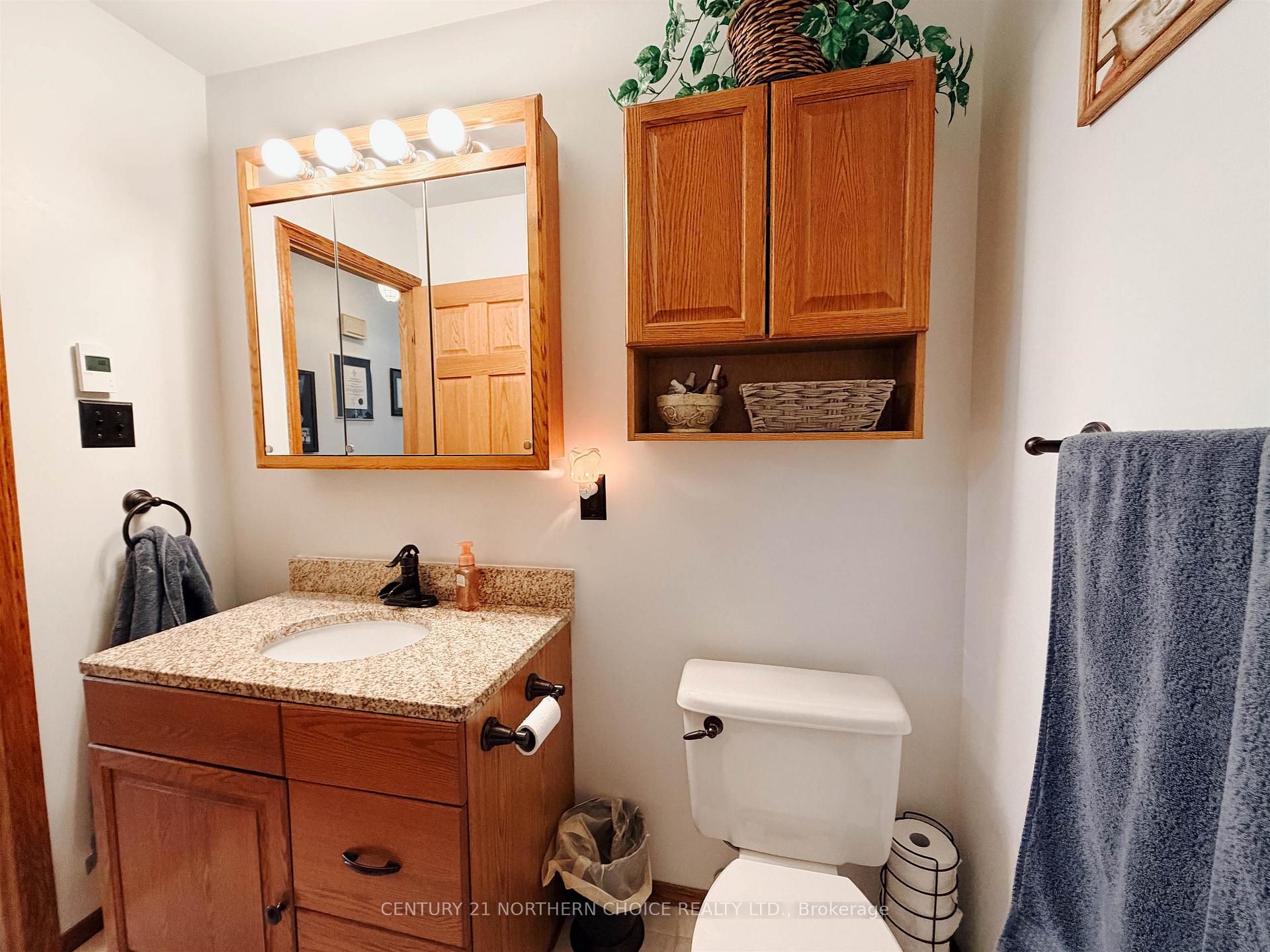 Photo 27 of 917 Valley Drive, Kenora, Evergreen — HOMEH