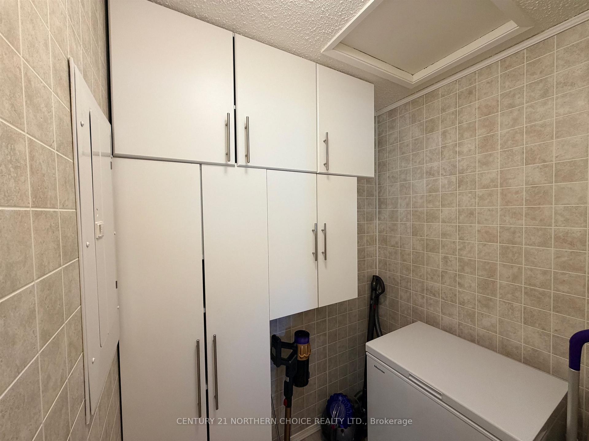 Photo 28 of 917 Valley Drive, Kenora, Evergreen — HOMEH