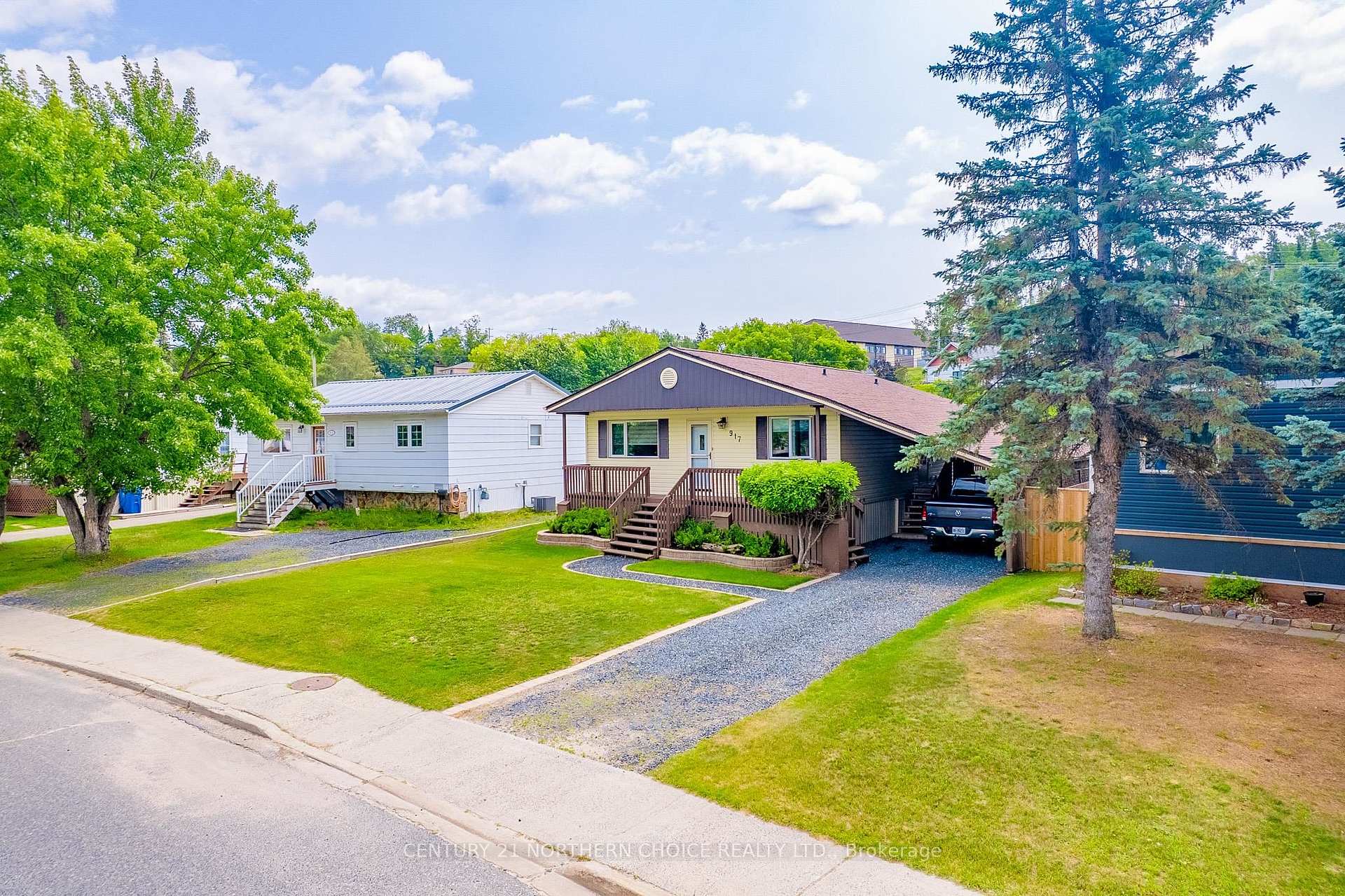 Photo 30 of 917 Valley Drive, Kenora, Evergreen — HOMEH