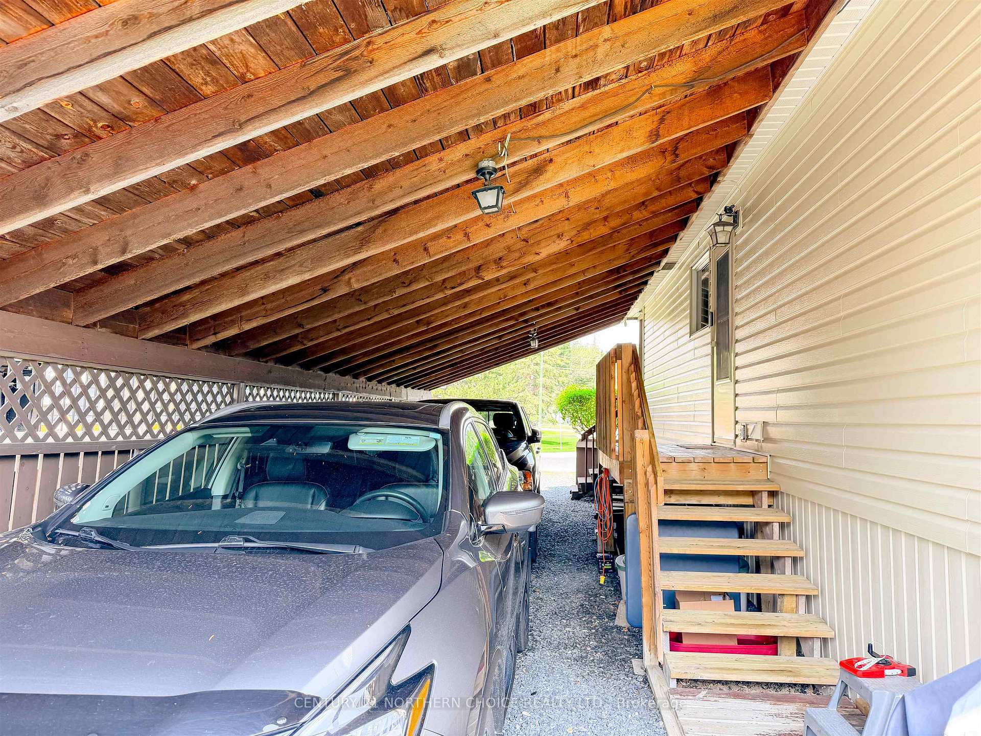 Photo 32 of 917 Valley Drive, Kenora, Evergreen — HOMEH