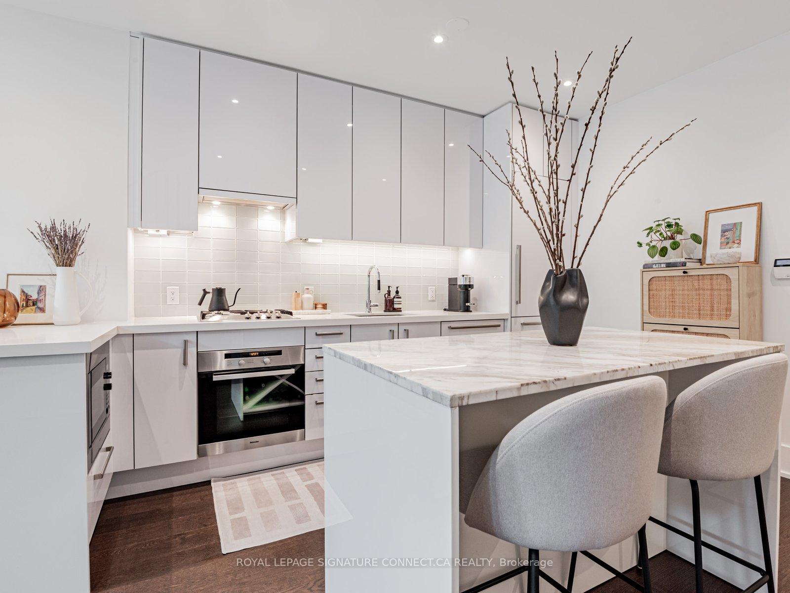 Photo 8 of Unit TH132, 39 Queens Quay E, Toronto, Waterfront Communities — HOMEH