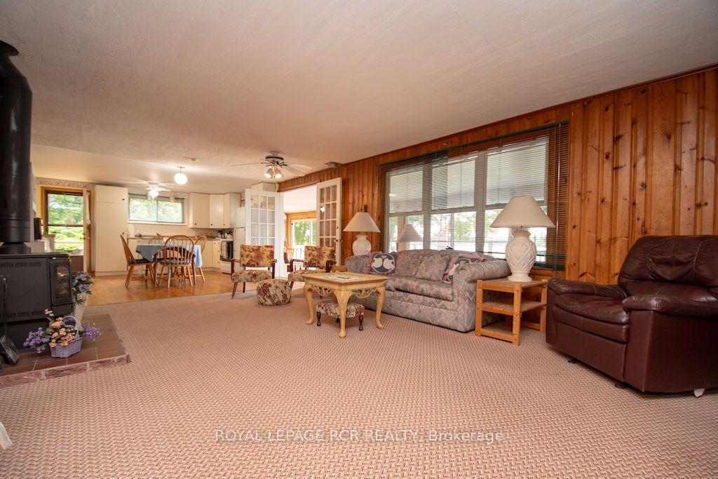 Photo 8 of 40 Griffin Drive, Kawartha Lakes, Somerville — HOMEH