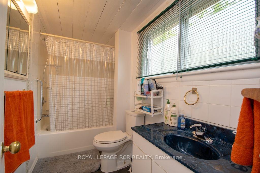 Photo 19 of 40 Griffin Drive, Kawartha Lakes, Somerville — HOMEH