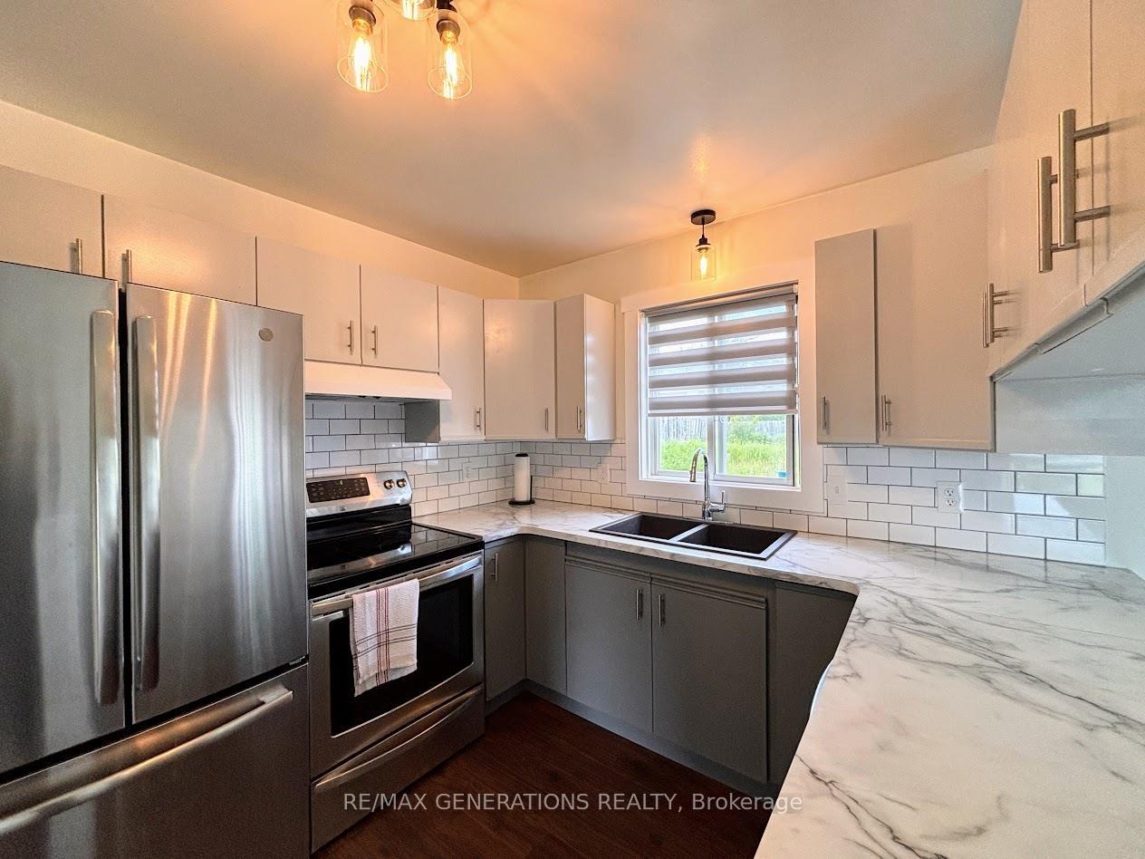 Photo 7 of 25 Brooks Street, Manitouwadge — HOMEH