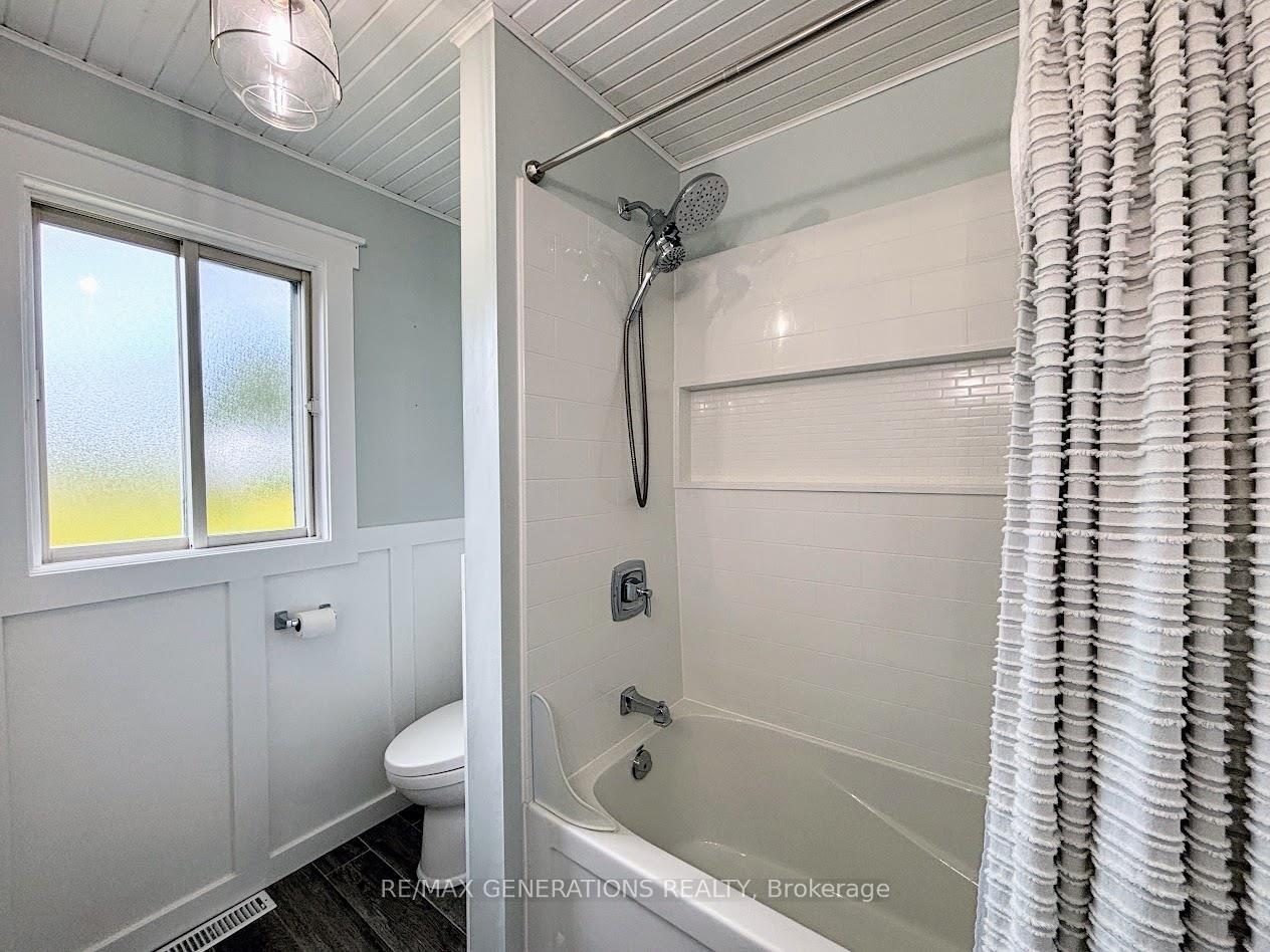 Photo 17 of 25 Brooks Street, Manitouwadge — HOMEH