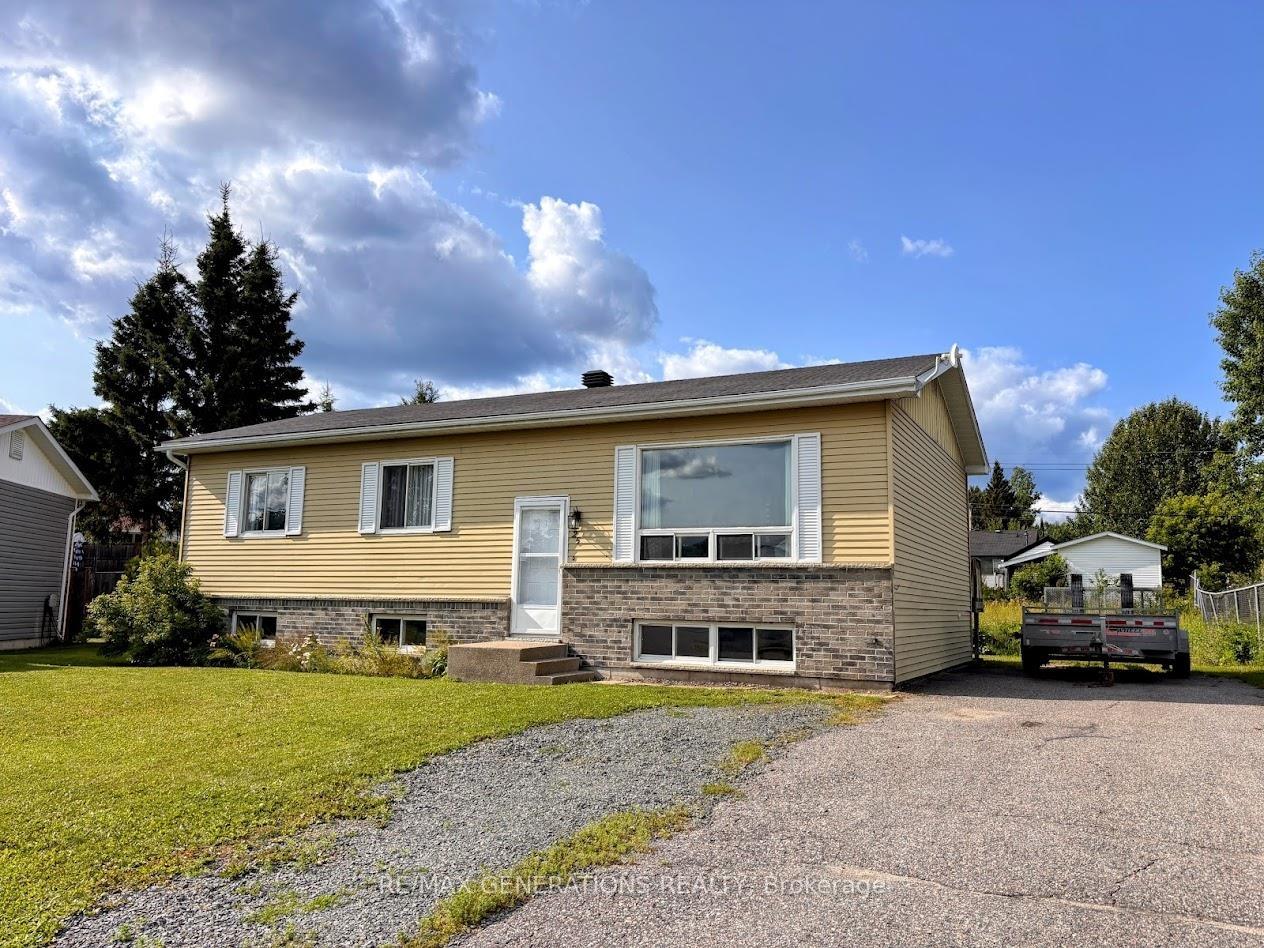 Photo 28 of 25 Brooks Street, Manitouwadge — HOMEH