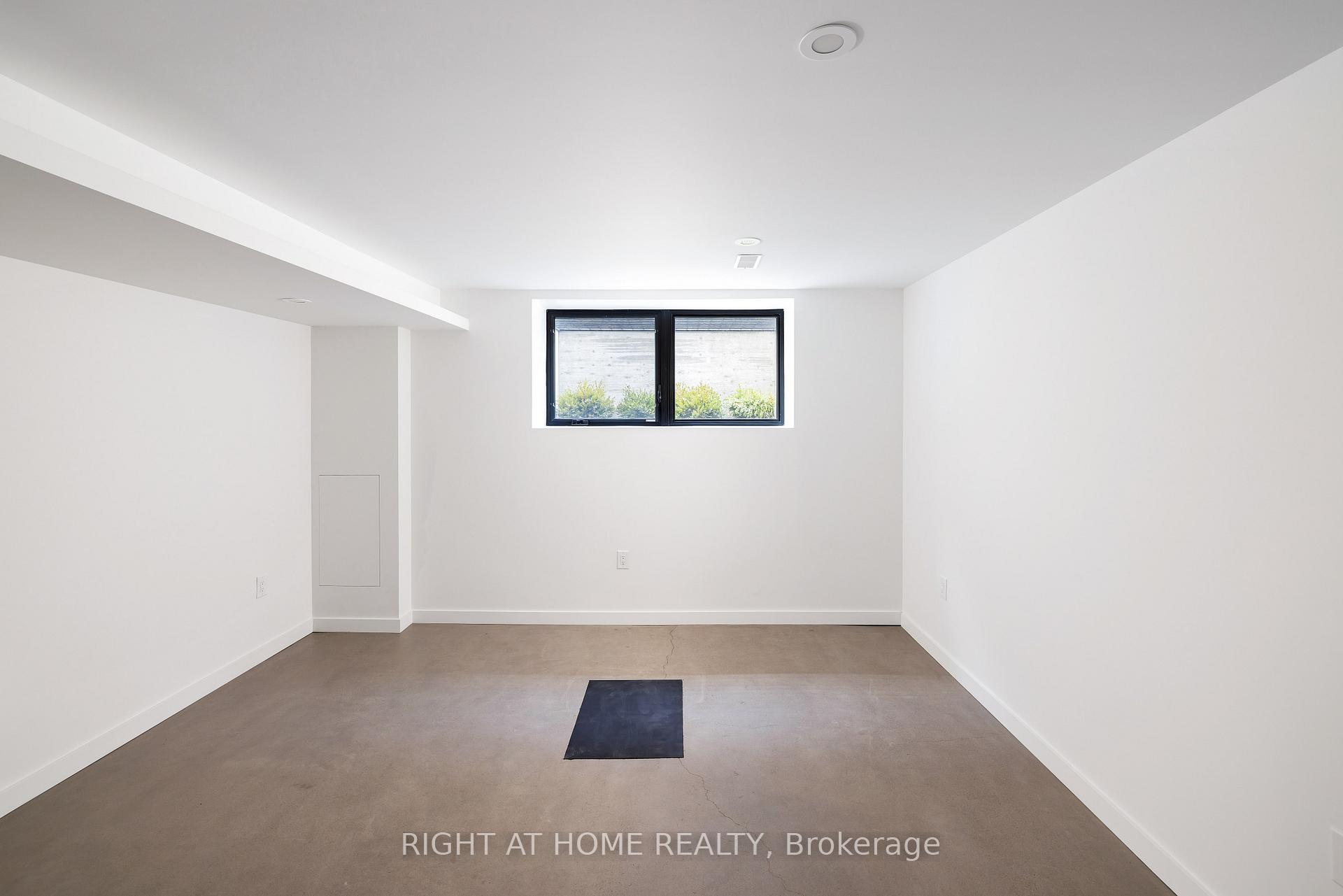 Photo 2 of Unit Unit #4, 86 Lansdowne Avenue, Toronto, Roncesvalles — HOMEH