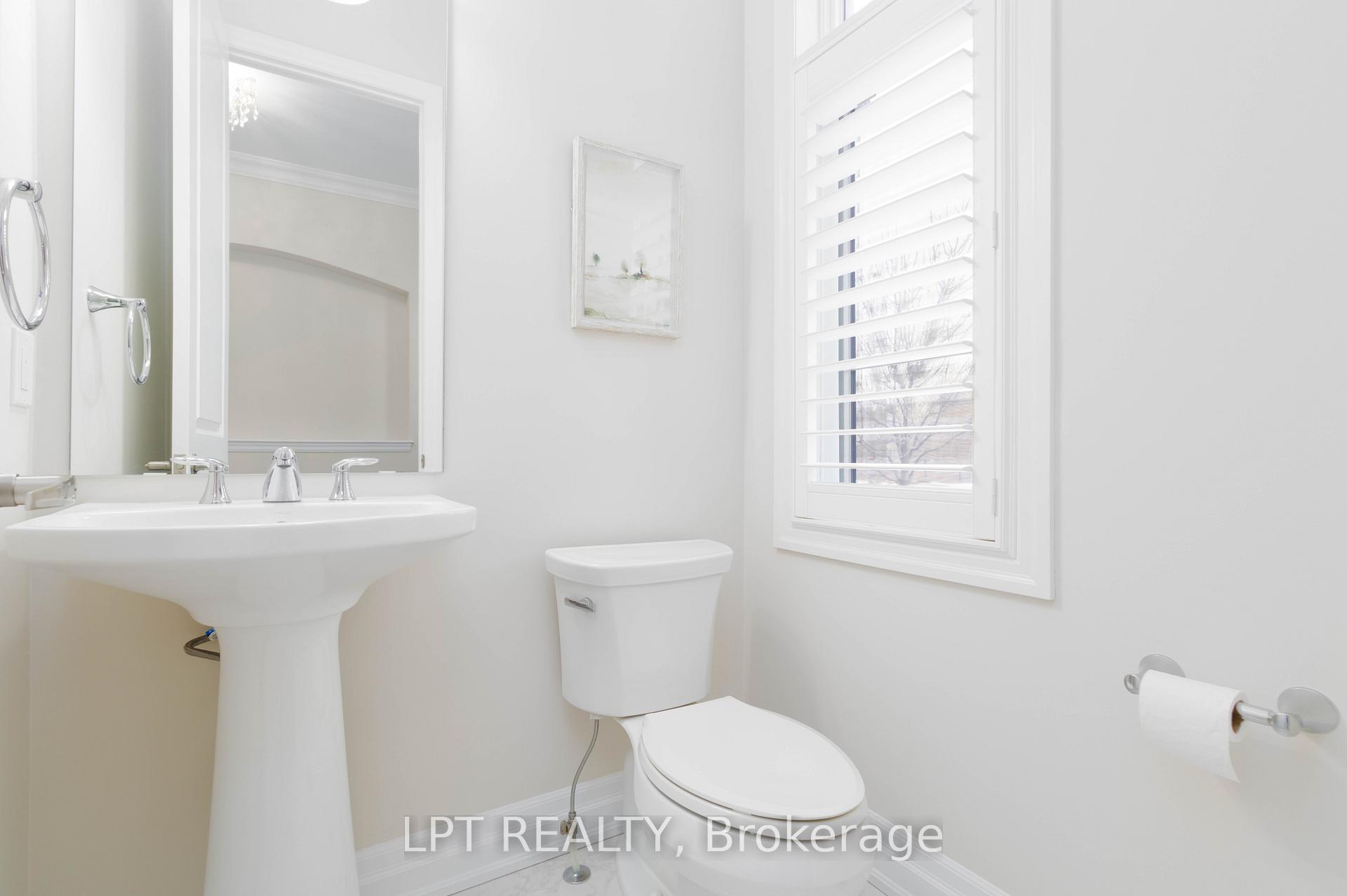 Photo 13 of 113 Burns Boulevard, King, King City — HOMEH