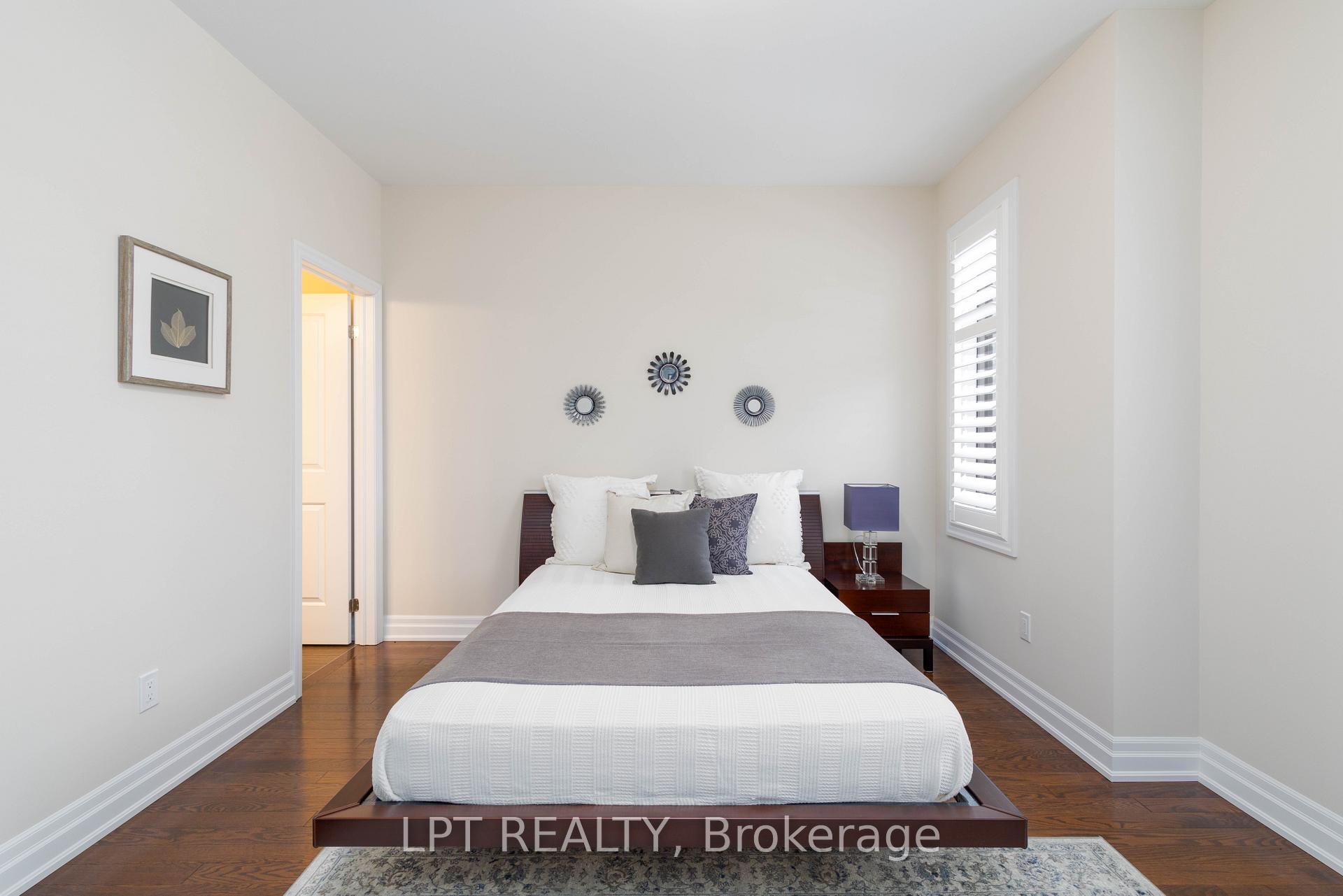 Photo 27 of 113 Burns Boulevard, King, King City — HOMEH