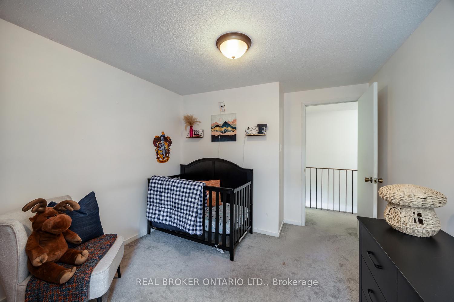 Photo 18 of 400 Wickham Court, Oshawa, Eastdale — HOMEH