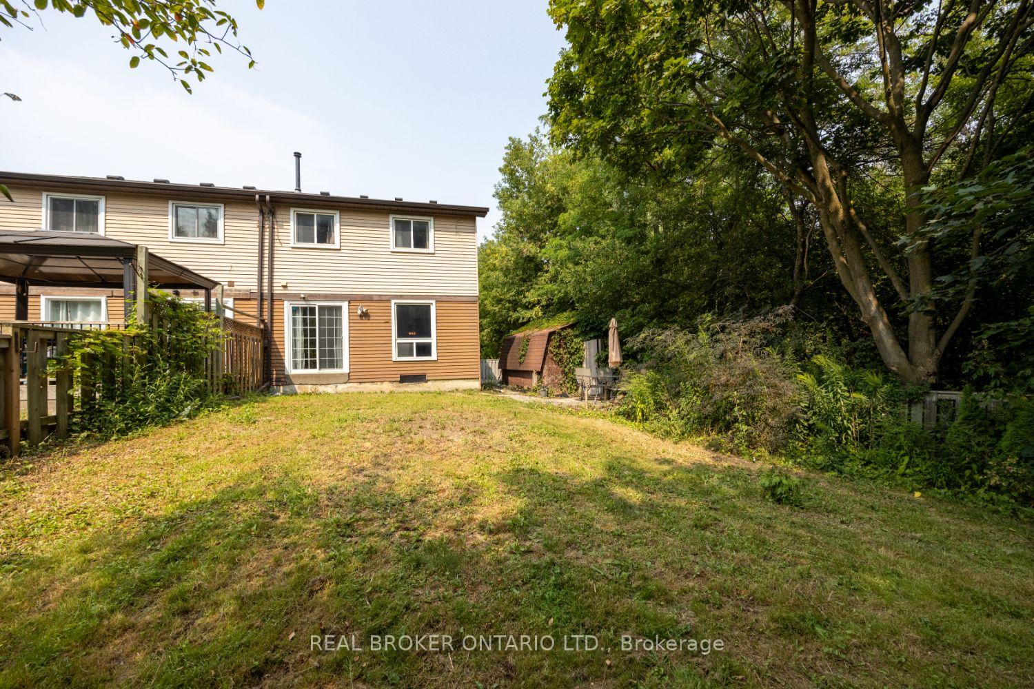 Photo 24 of 400 Wickham Court, Oshawa, Eastdale — HOMEH